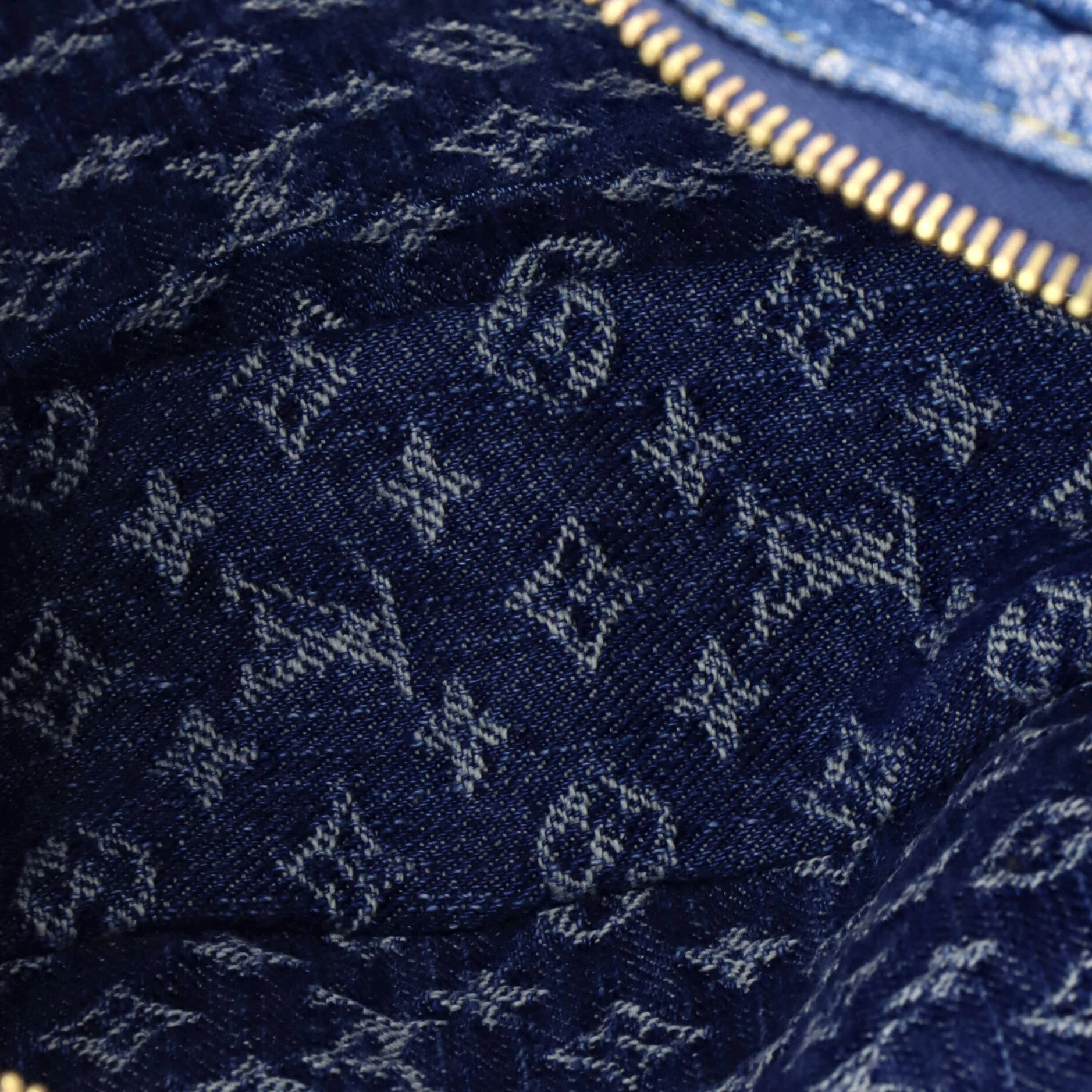 Croissant NM Handbag Monogram Denim MM - Image 5