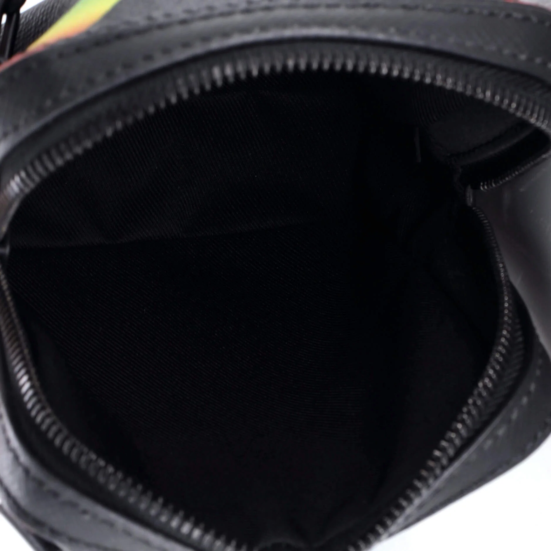 Danube Messenger Bag Rainbow Taiga Leather - Image 5