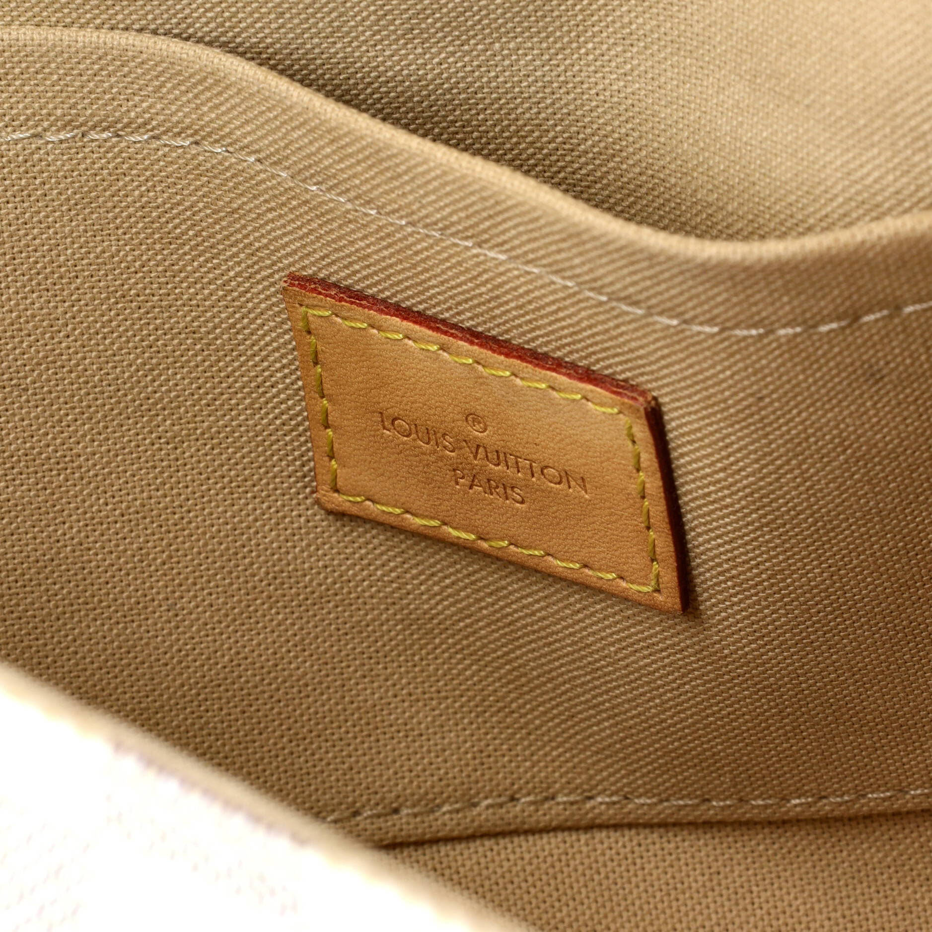 Favorite Handbag Damier MM - Image 7