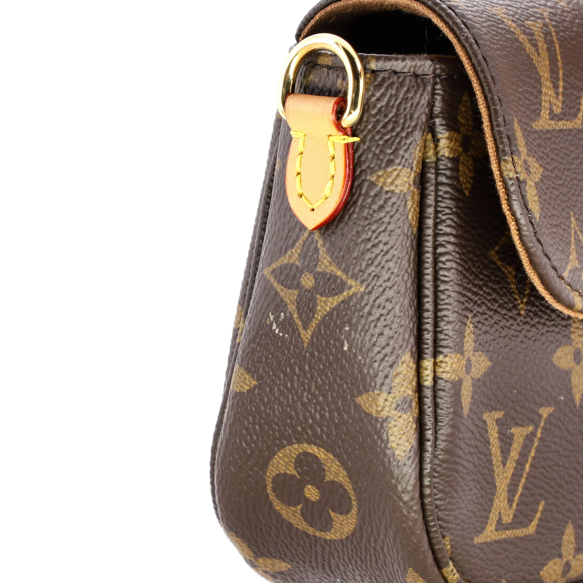 Ivy Wallet on Chain Monogram Canvas - Image 7