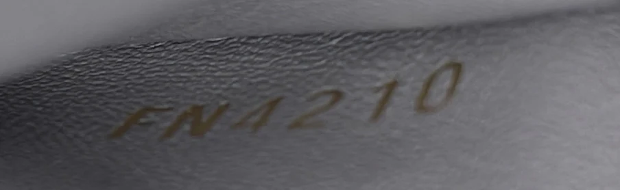 LV Pont 9 Bag Leather - Image 6