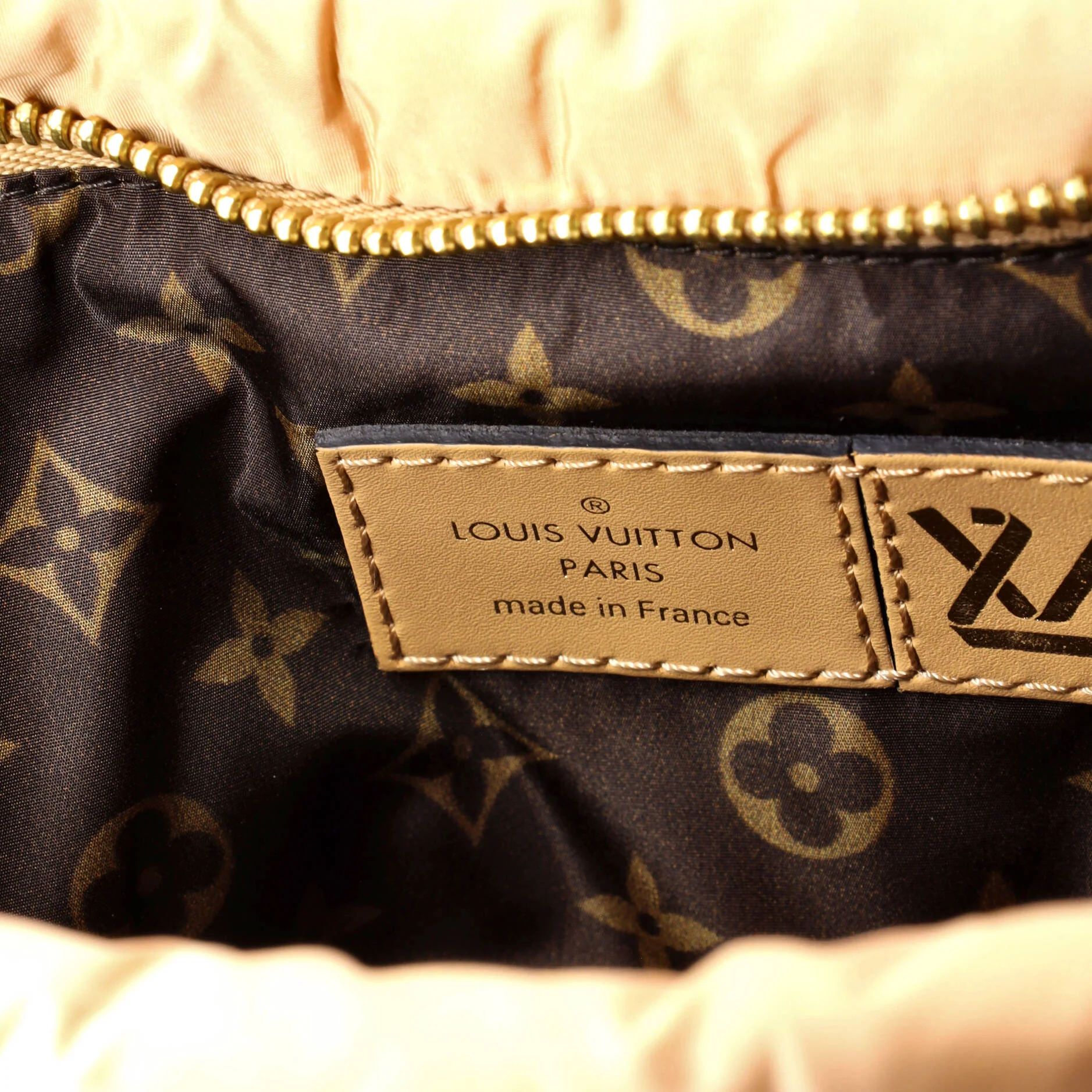 Maxi Multi Pochette Accessoires Monogram Quilted Econyl Nylon - Image 6