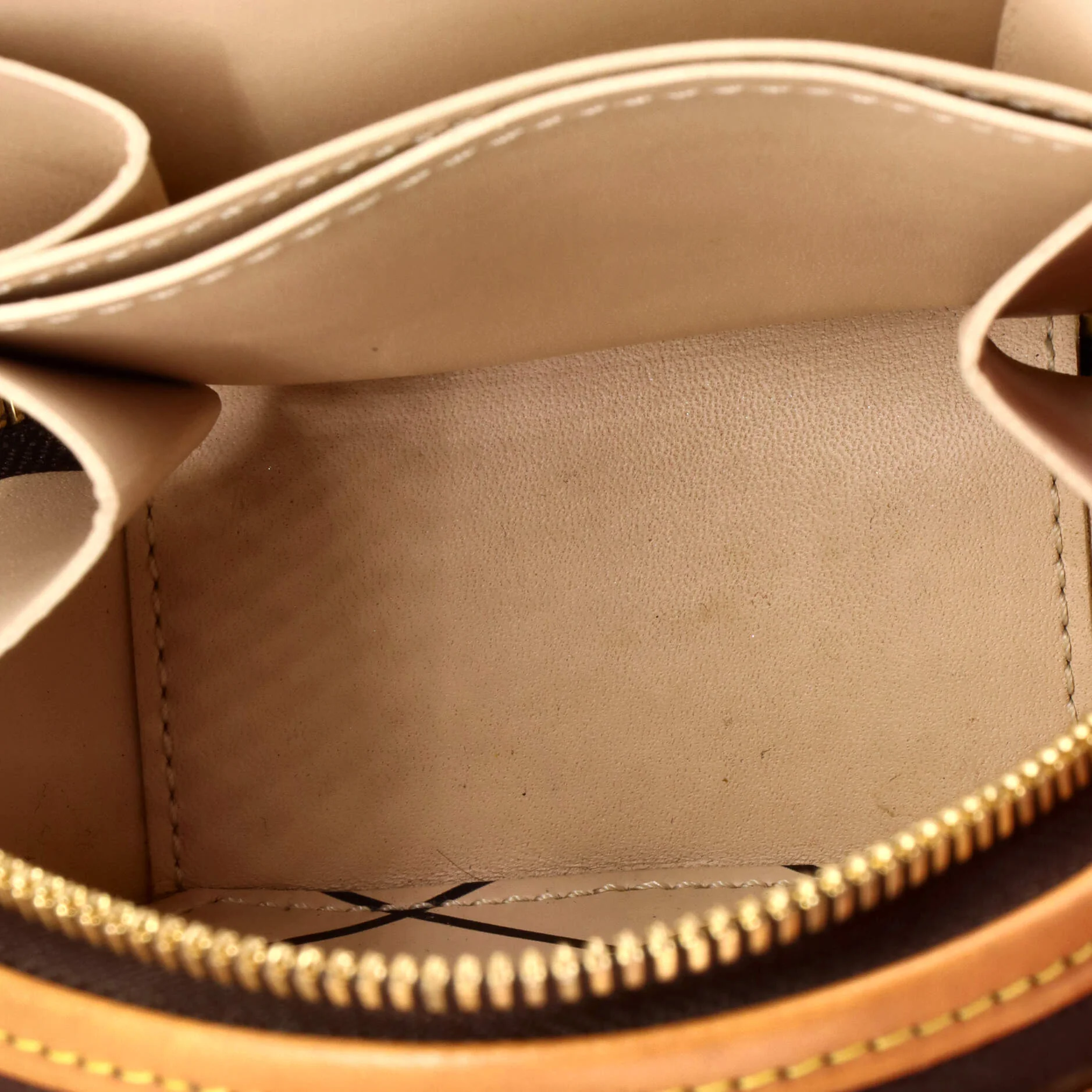 Mini Boite Chapeau Bag Monogram Canvas - Image 5