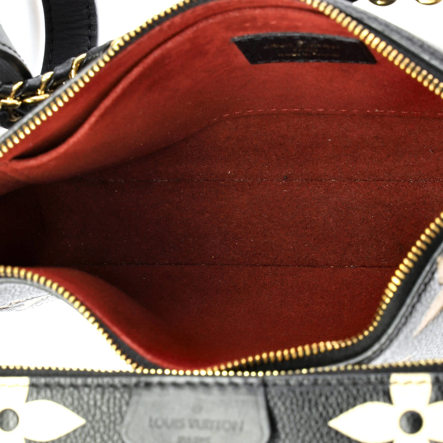 Multi Pochette Accessoires Bicolor Monogram Empreinte Giant - Image 5