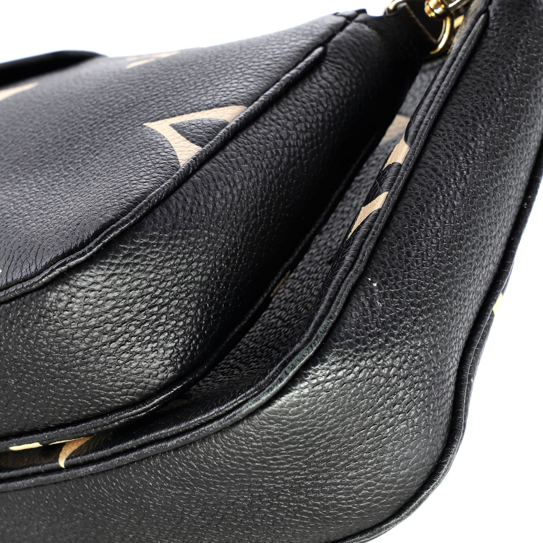 Multi Pochette Accessoires Bicolor Monogram Empreinte Giant - Image 8