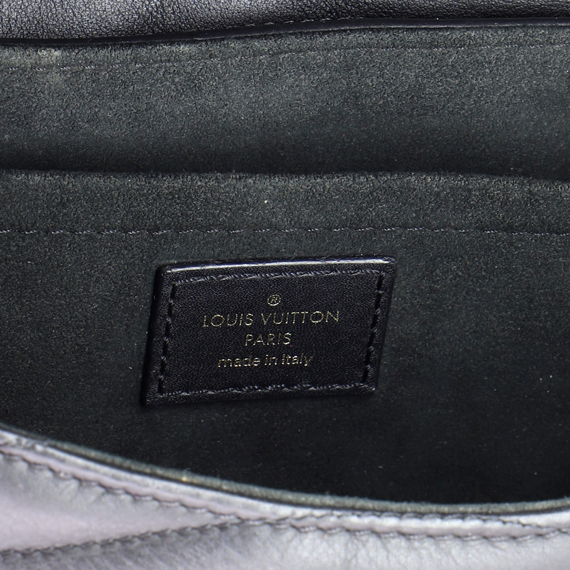 New Wave Chain Bag Limited Edition Patches Quilted Leather MM - Image 7