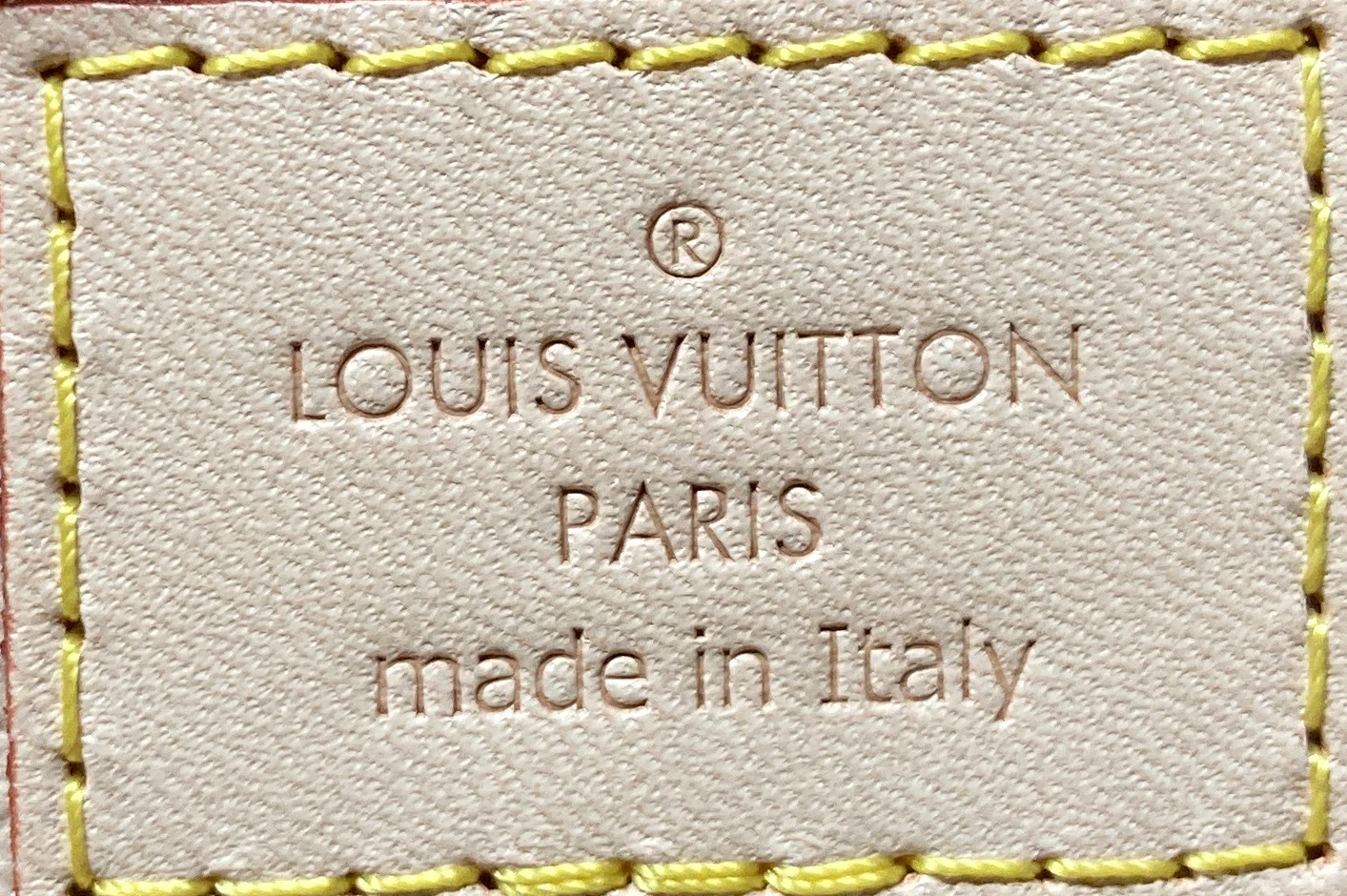 Nice Vanity Case Monogram Canvas Nano - Image 7