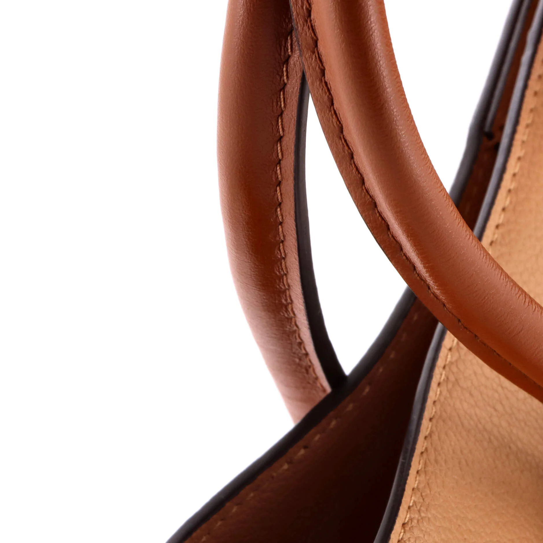 On My Side Tote Mahina Leather MM - Image 7