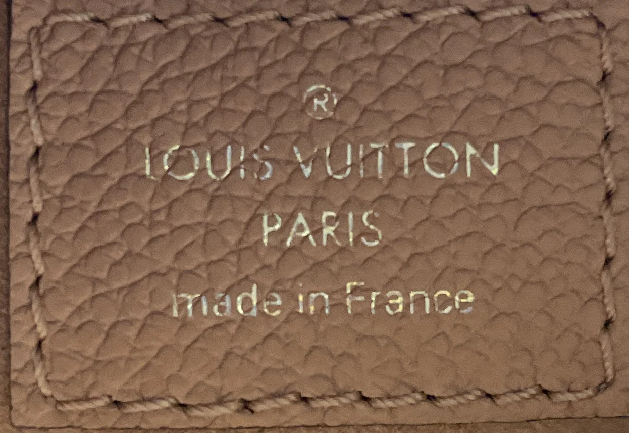 OnTheGo Tote Bicolor Monogram Empreinte Giant PM - Image 9