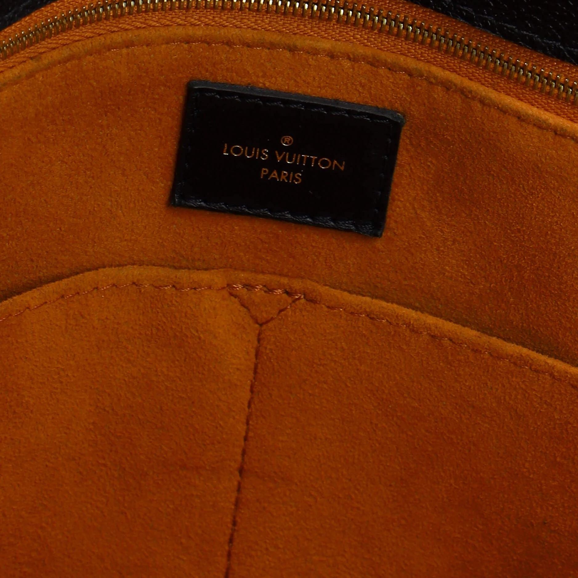 OnTheGo Tote Monogram Empreinte Giant GM - Image 7