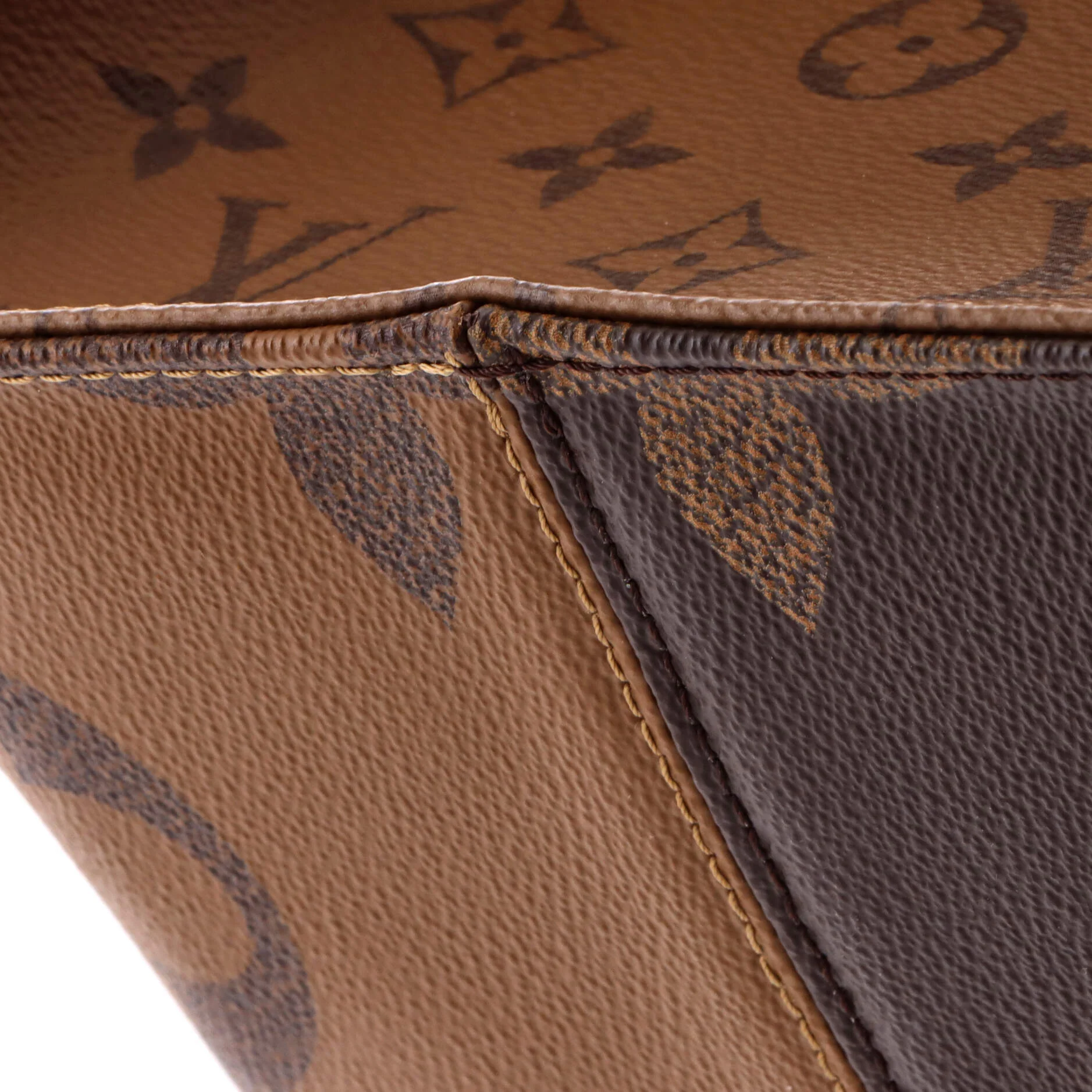 OnTheGo Tote Reverse Monogram Giant GM - Image 6
