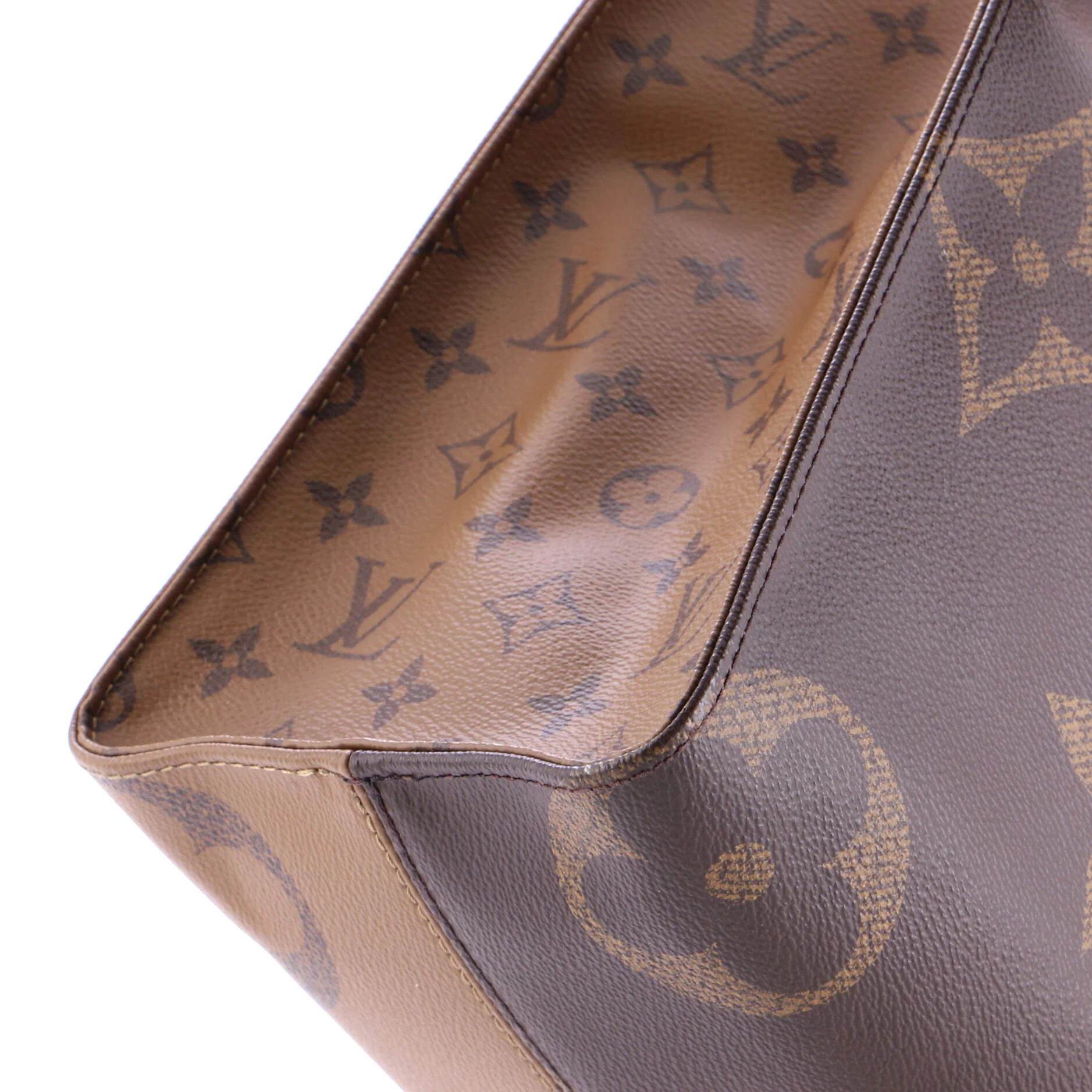 OnTheGo Tote Reverse Monogram Giant MM - Image 6