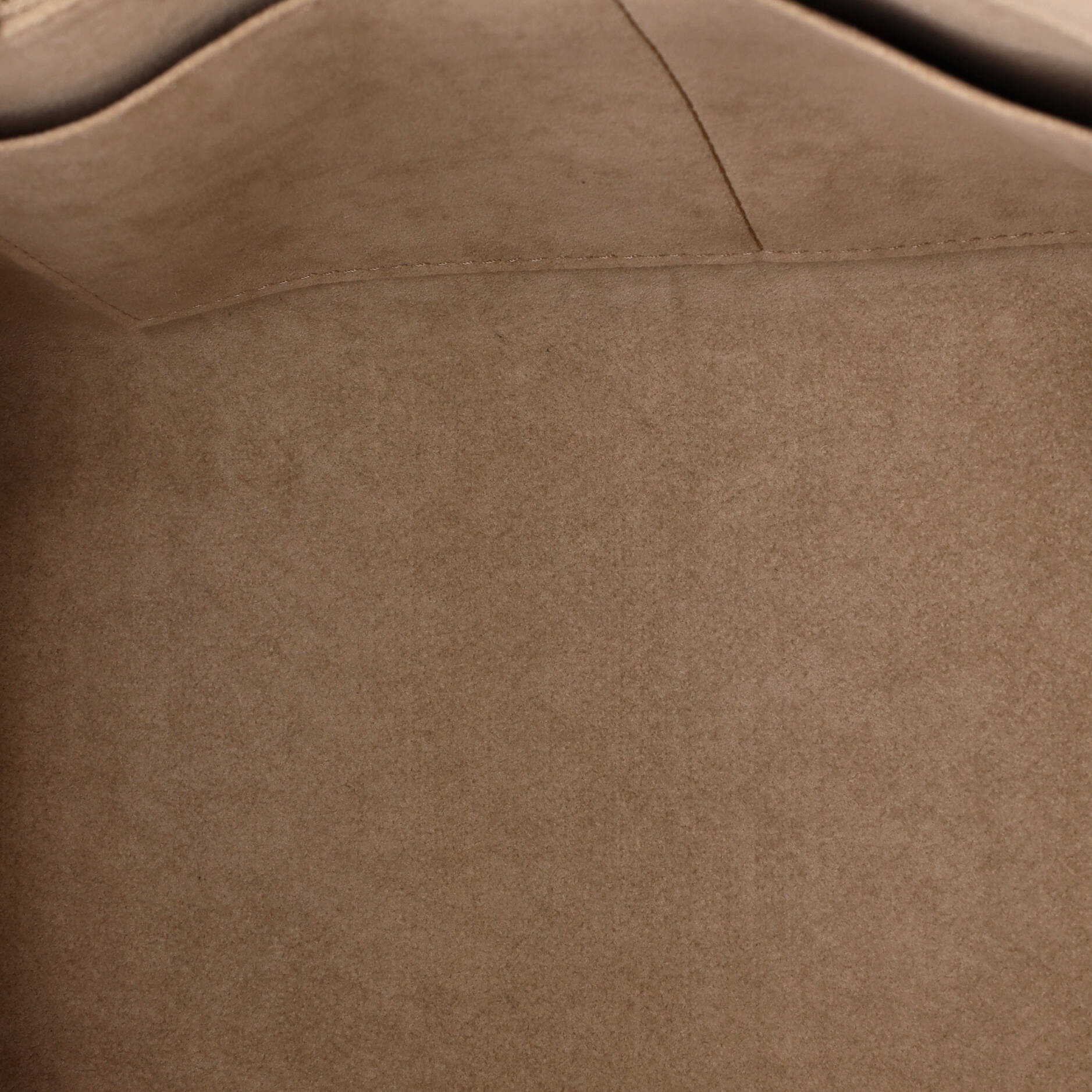 OnTheGo Tote Spring in the City Monogram Empreinte Leather MM - Image 5