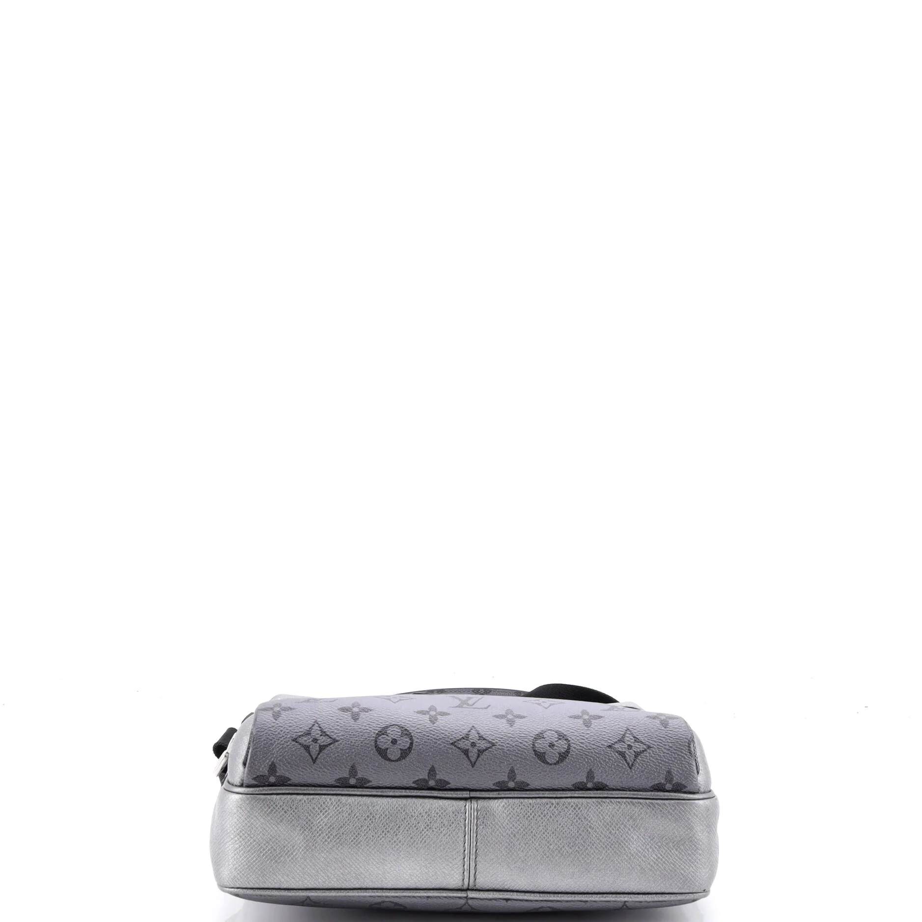 Outdoor Messenger Bag Monogram Taigarama - Image 4
