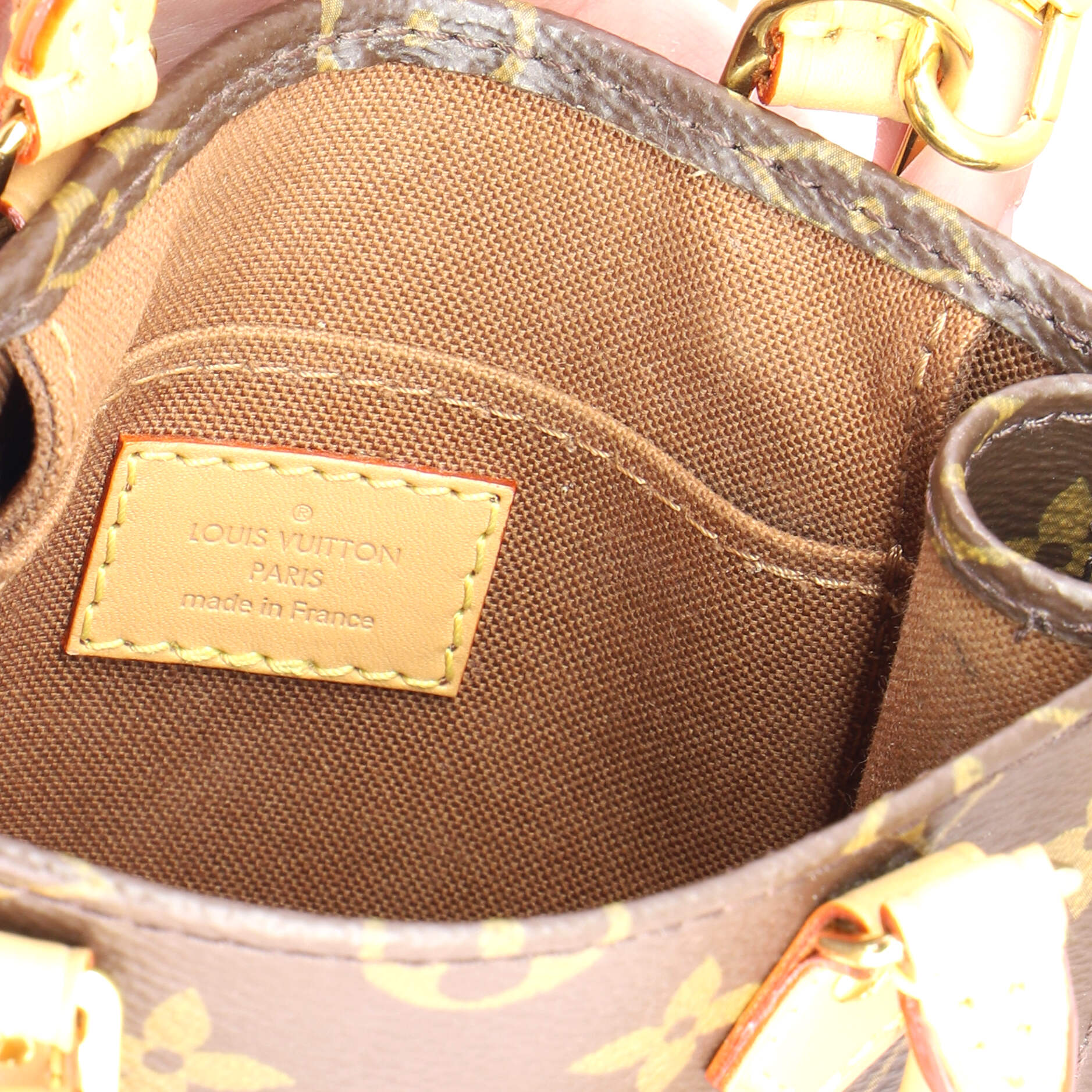 Petit Sac Plat Bag Monogram Canvas - Image 7