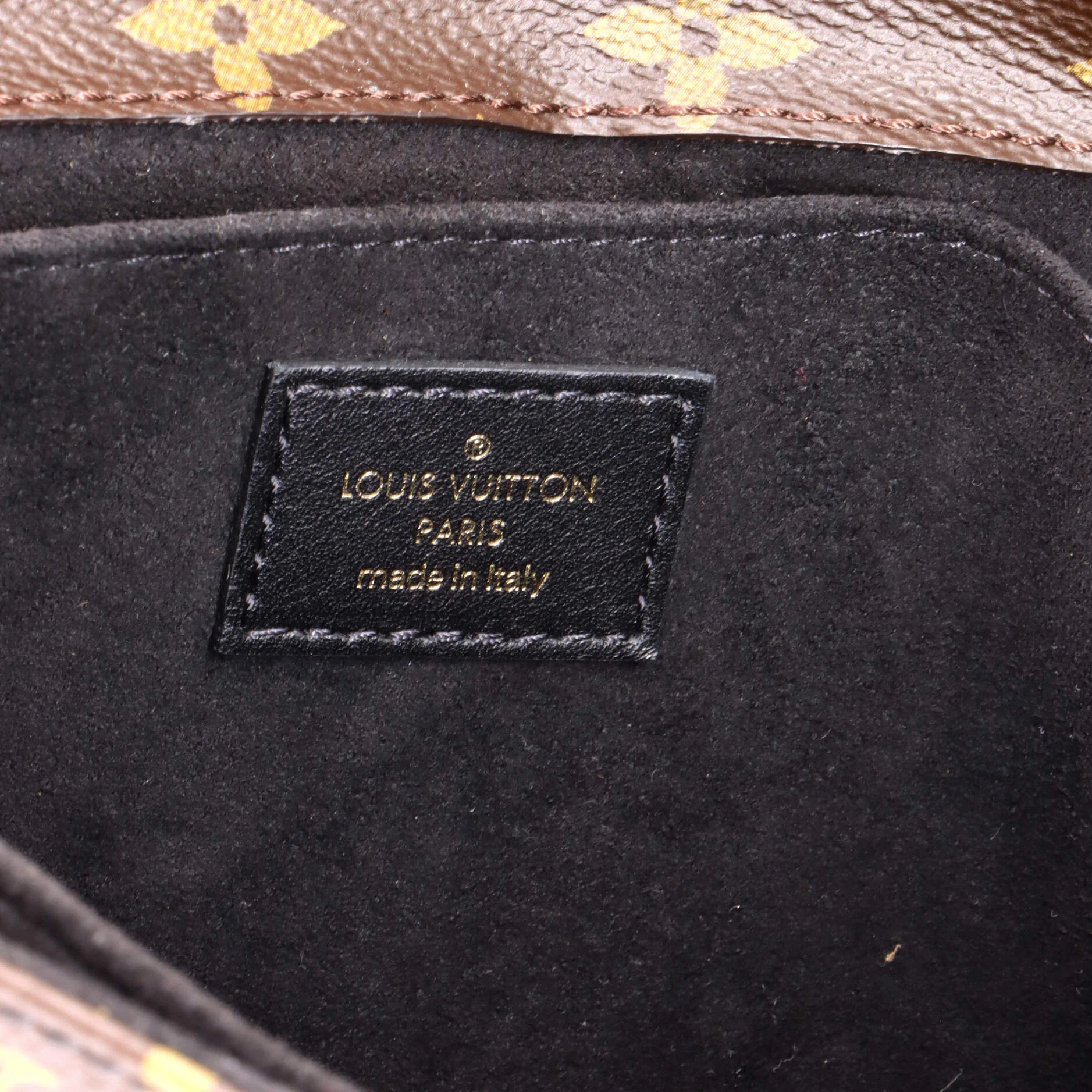 Pochette Metis Limited Edition Brogue Reverse Monogram Canvas and Leather - Image 8