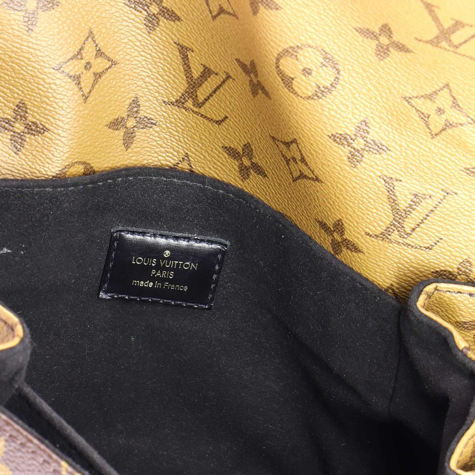 Pochette Metis Reverse Monogram Canvas - Image 6