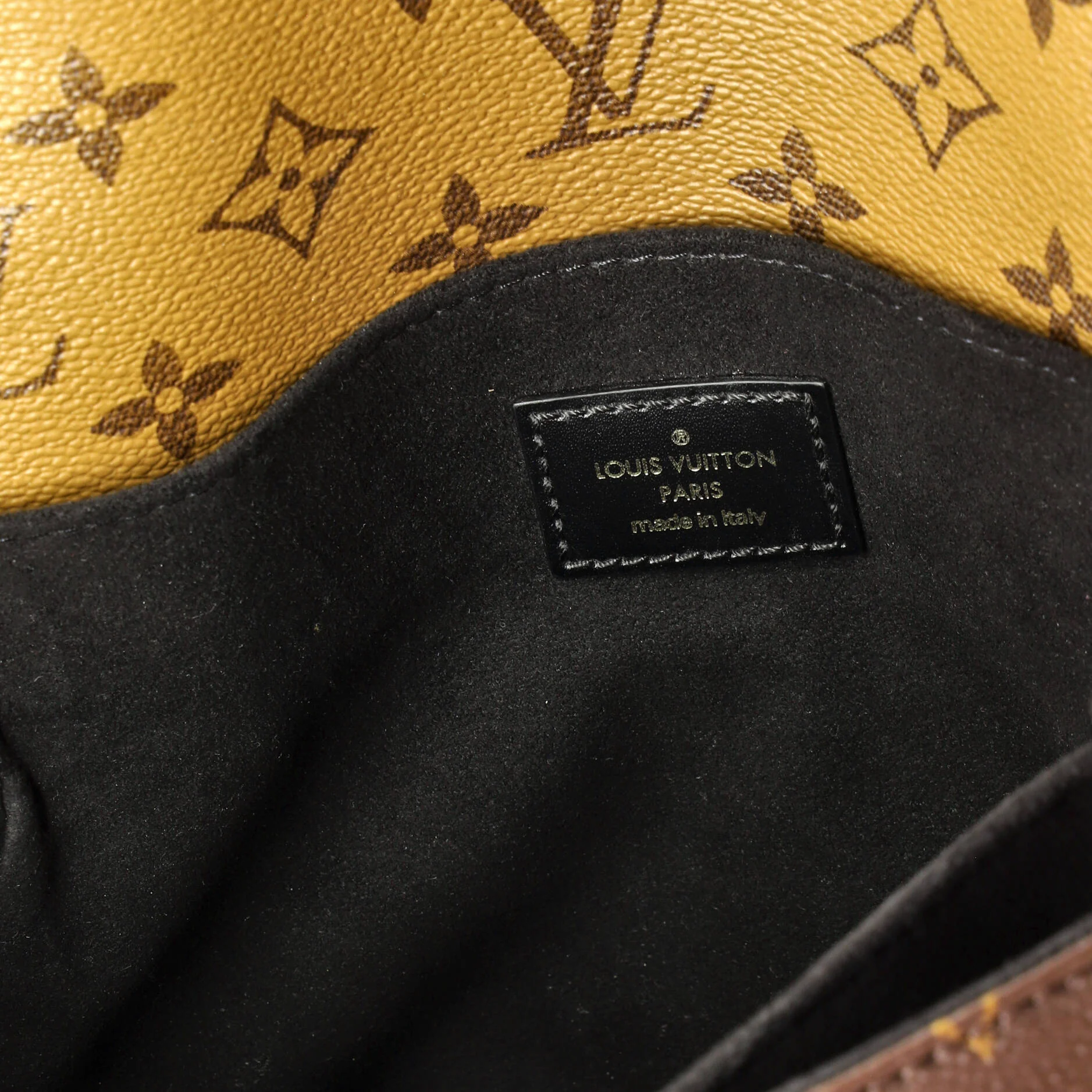 Pochette Metis Reverse Monogram Canvas - Image 6