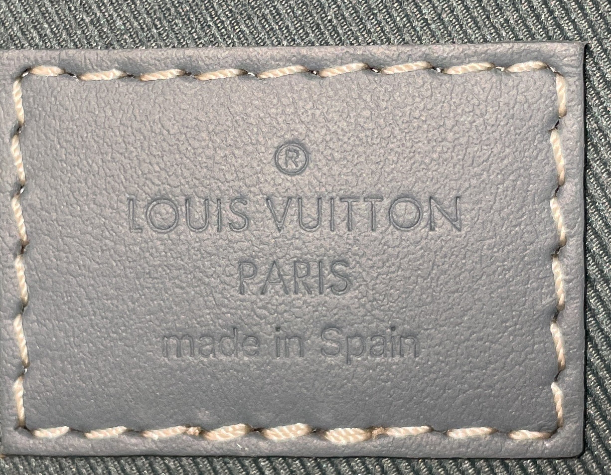 Pochette To Go Monogram Washed Denim - Image 7
