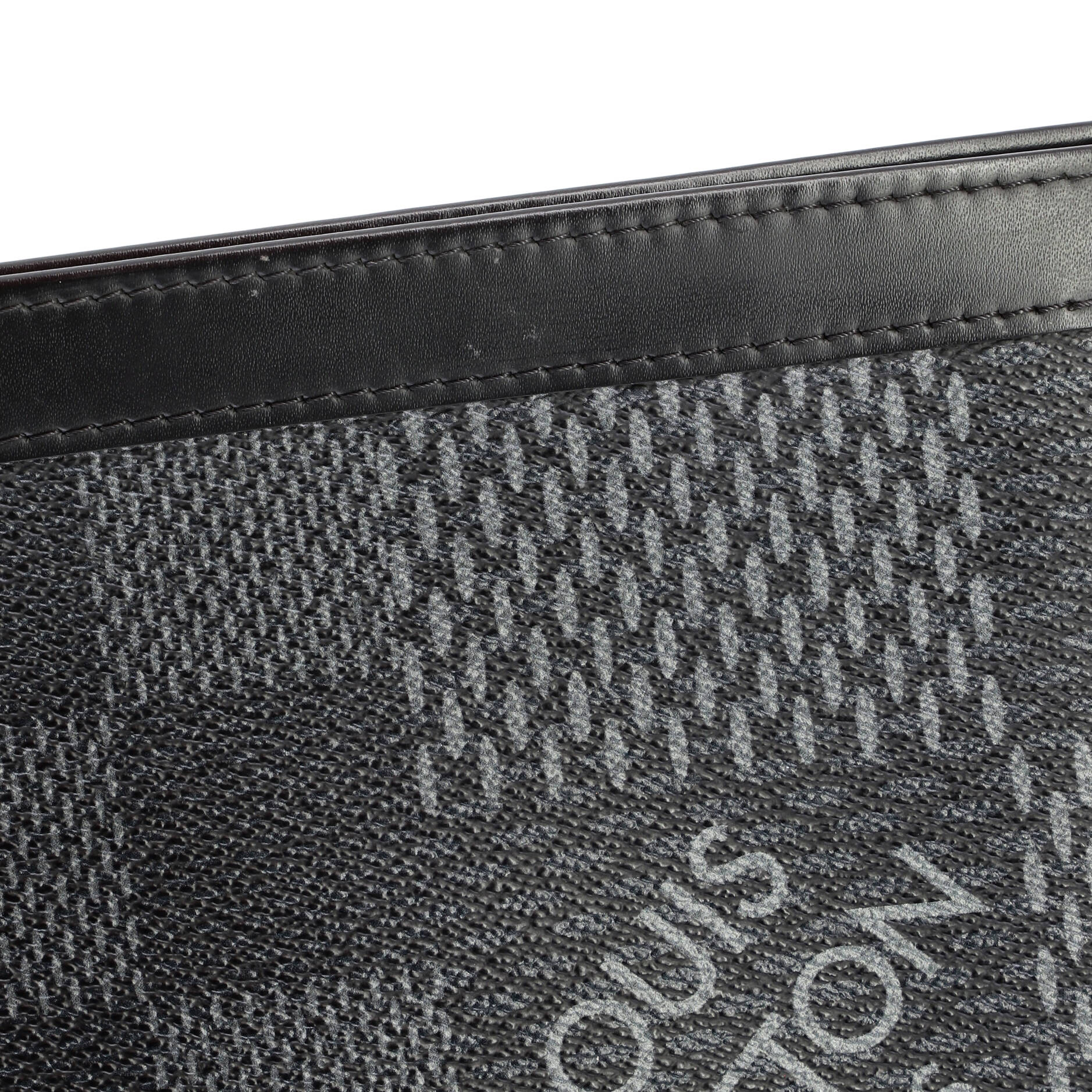 Pochette Voyage Limited Edition Damier Graphite Giant MM - Image 7