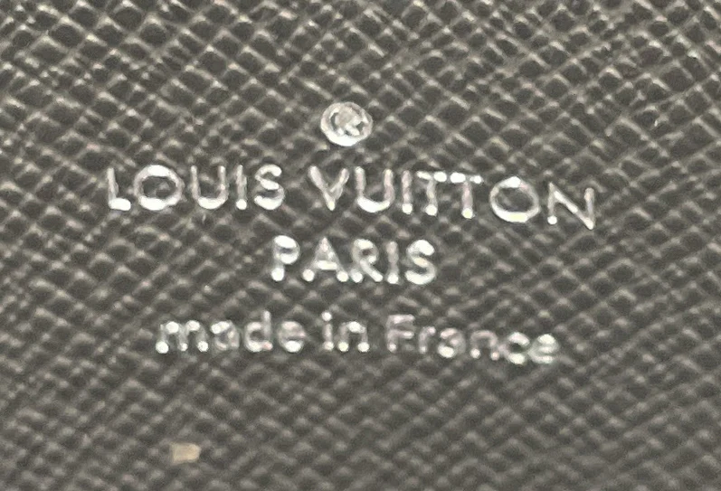 Pochette Voyage Limited Edition Damier Graphite Giant MM - Image 9