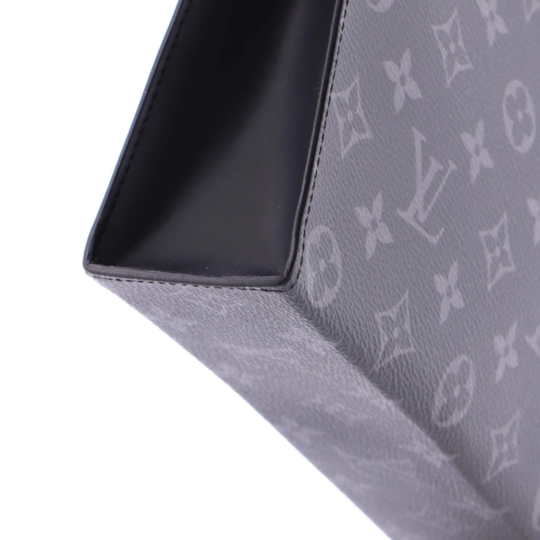 Pochette Voyage Monogram Eclipse Canvas MM - Image 6
