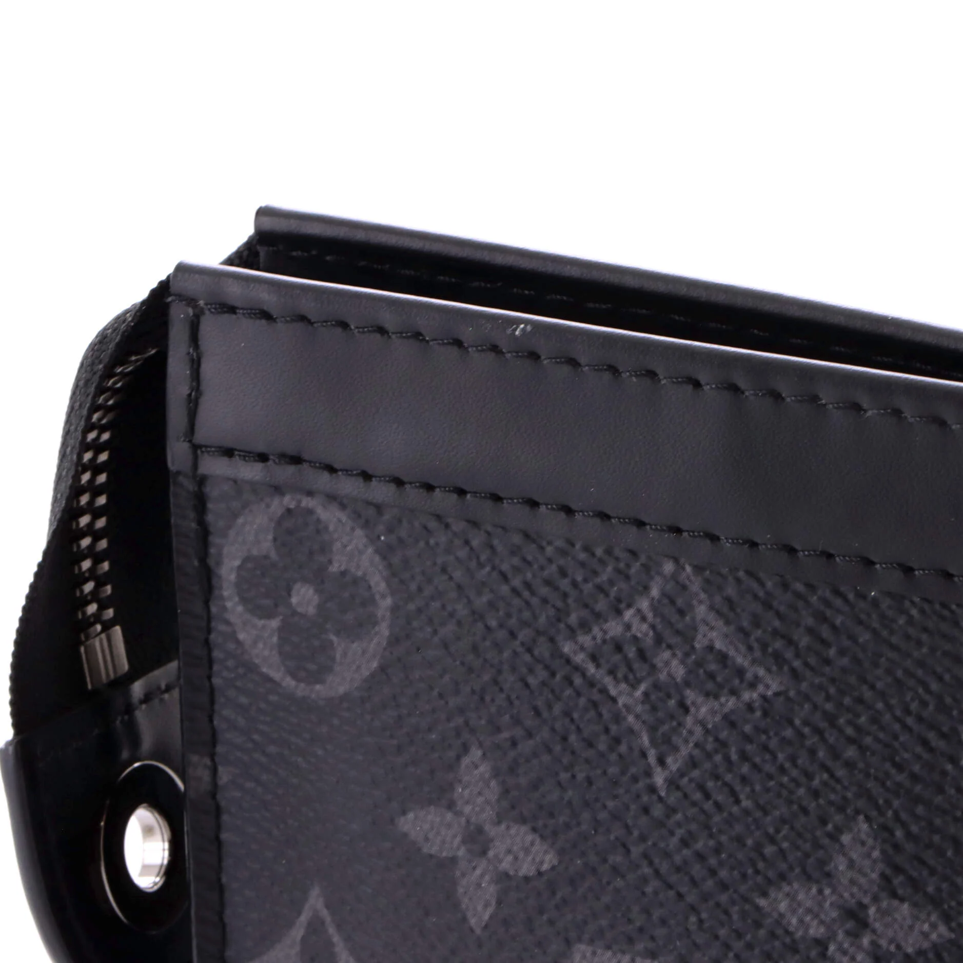Pochette Voyage Monogram Eclipse Canvas MM - Image 7