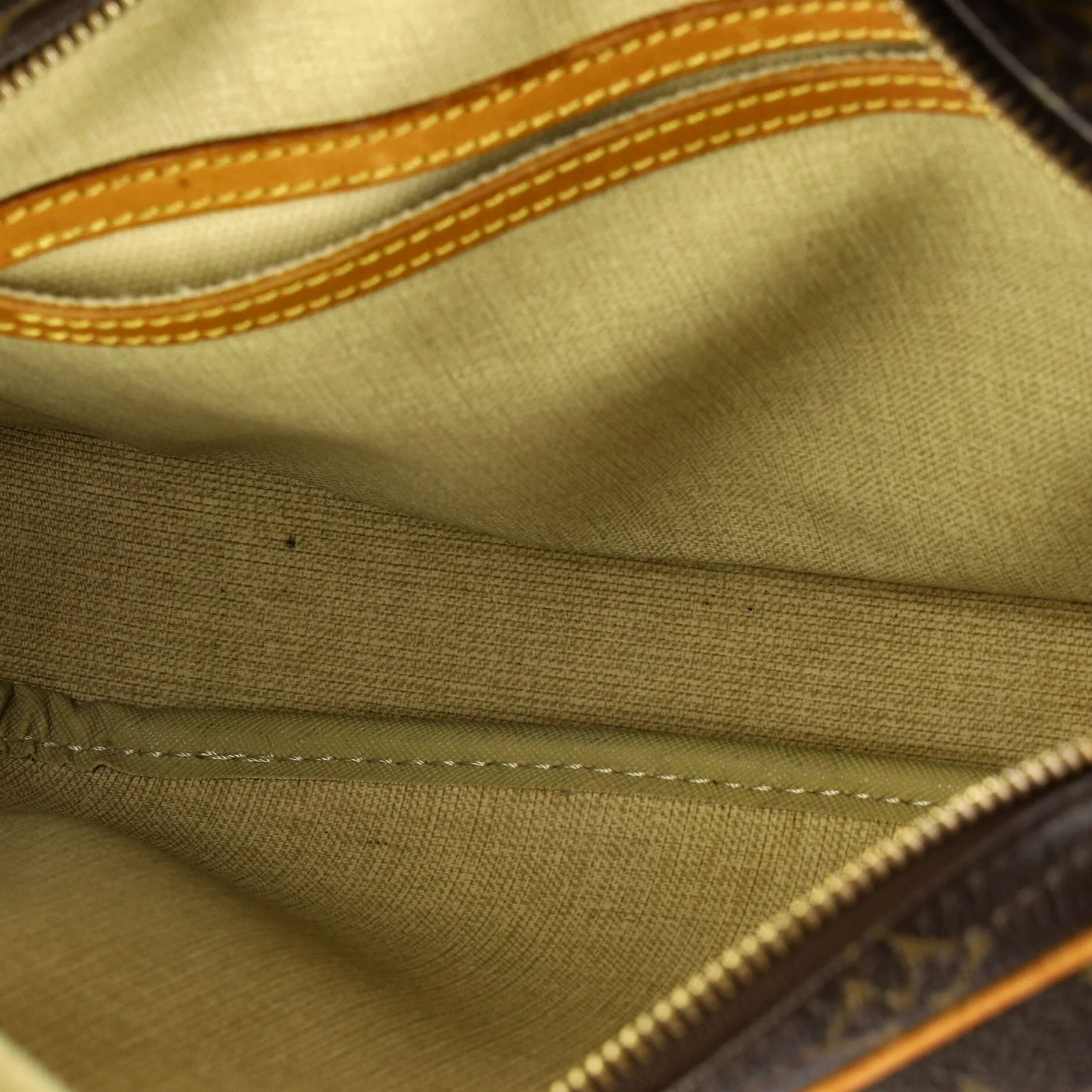 Reporter Bag Monogram Canvas PM - Image 5