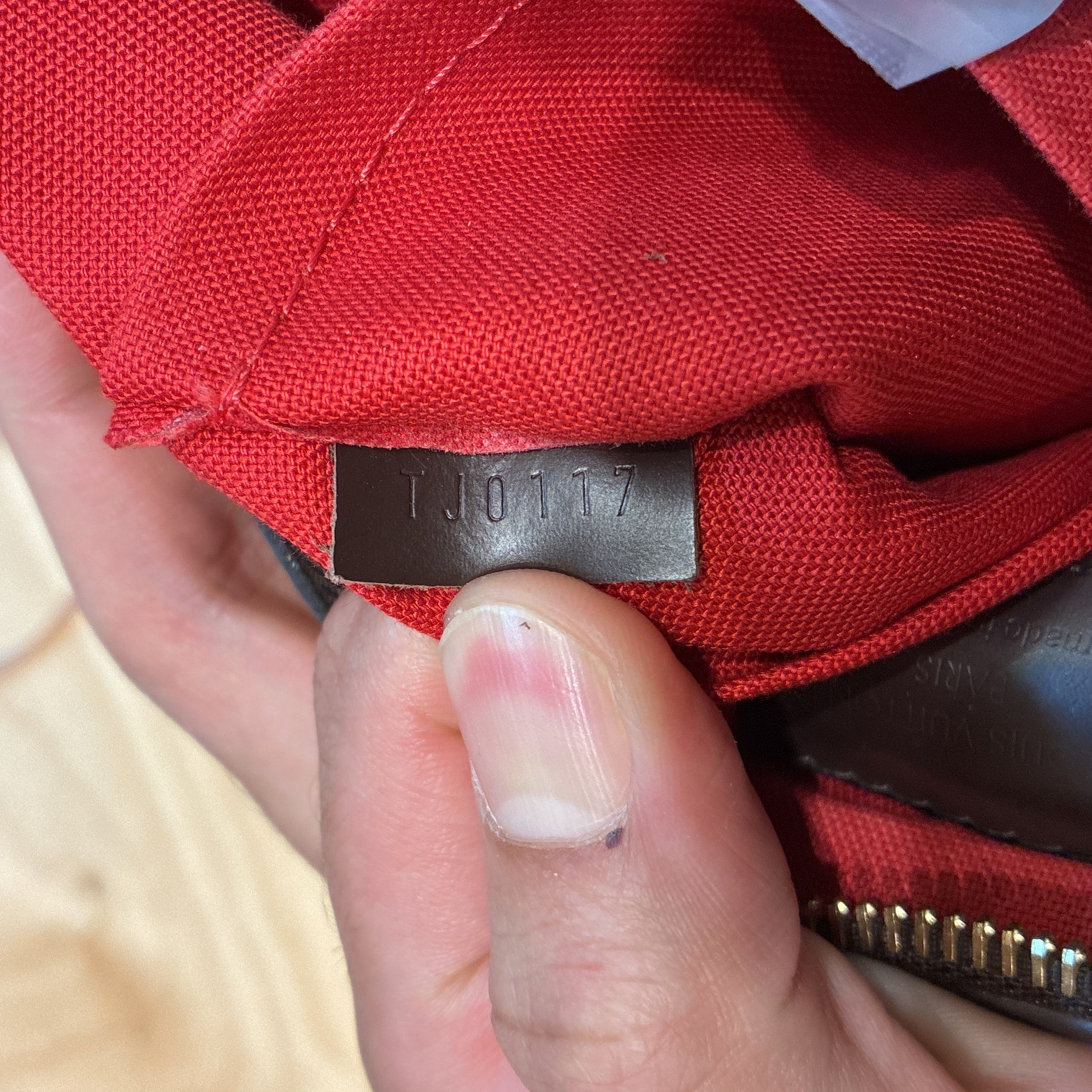 Siena Handbag Damier PM - Image 9