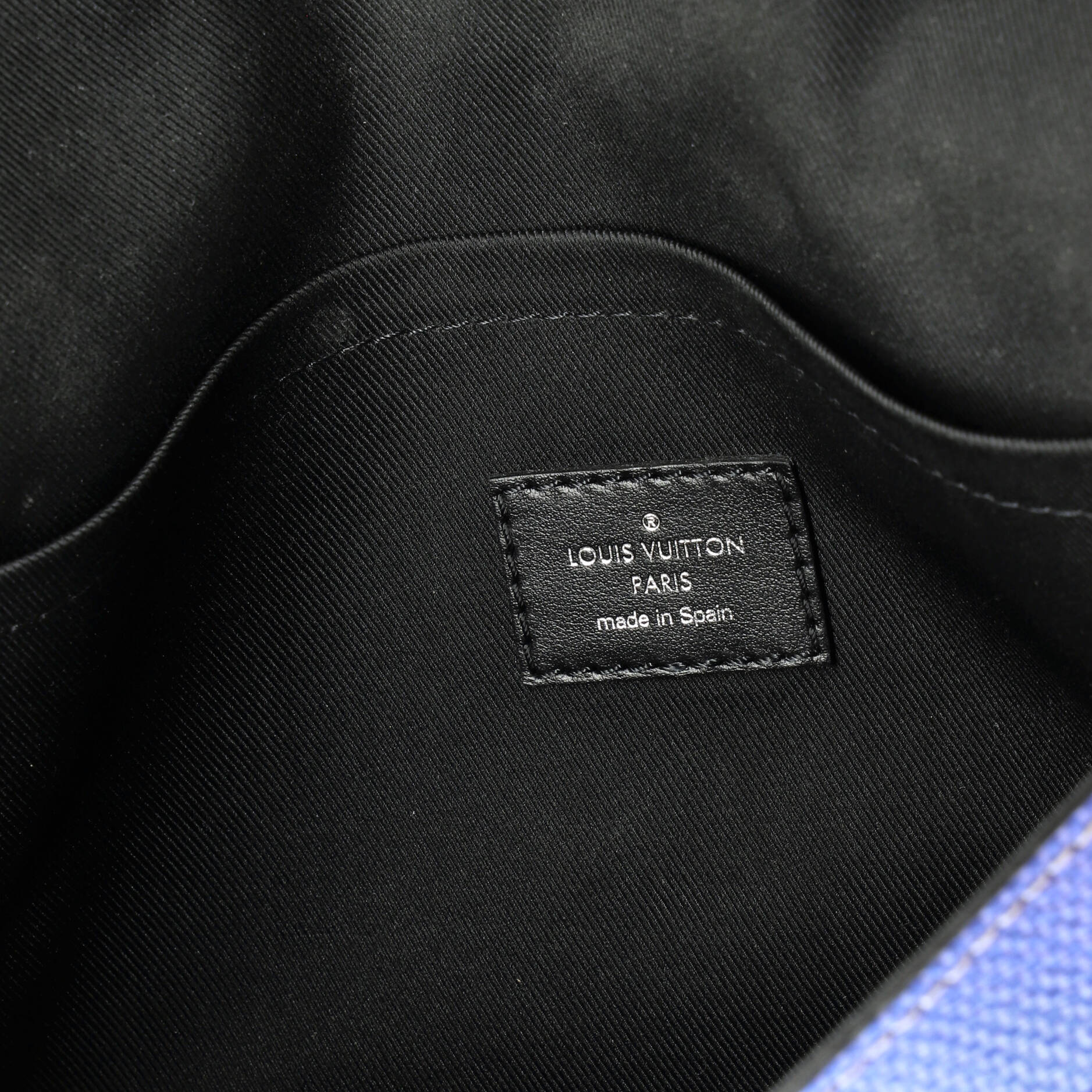 Studio Messenger Bag Limited Edition Multicolor Damier Graphite 3D - Image 6