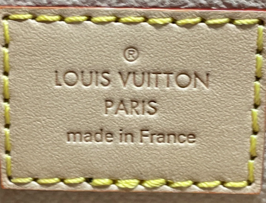 Toiletry Bag Monogram Canvas - Image 8