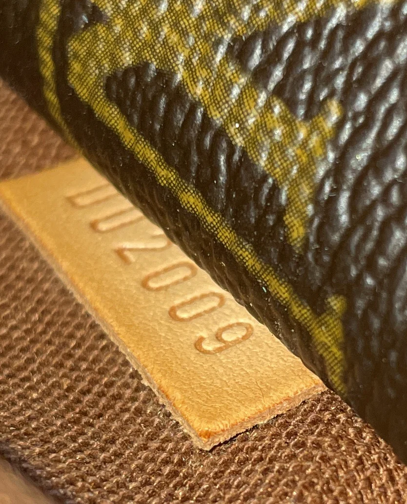 Totally Handbag Monogram Canvas PM - Image 8