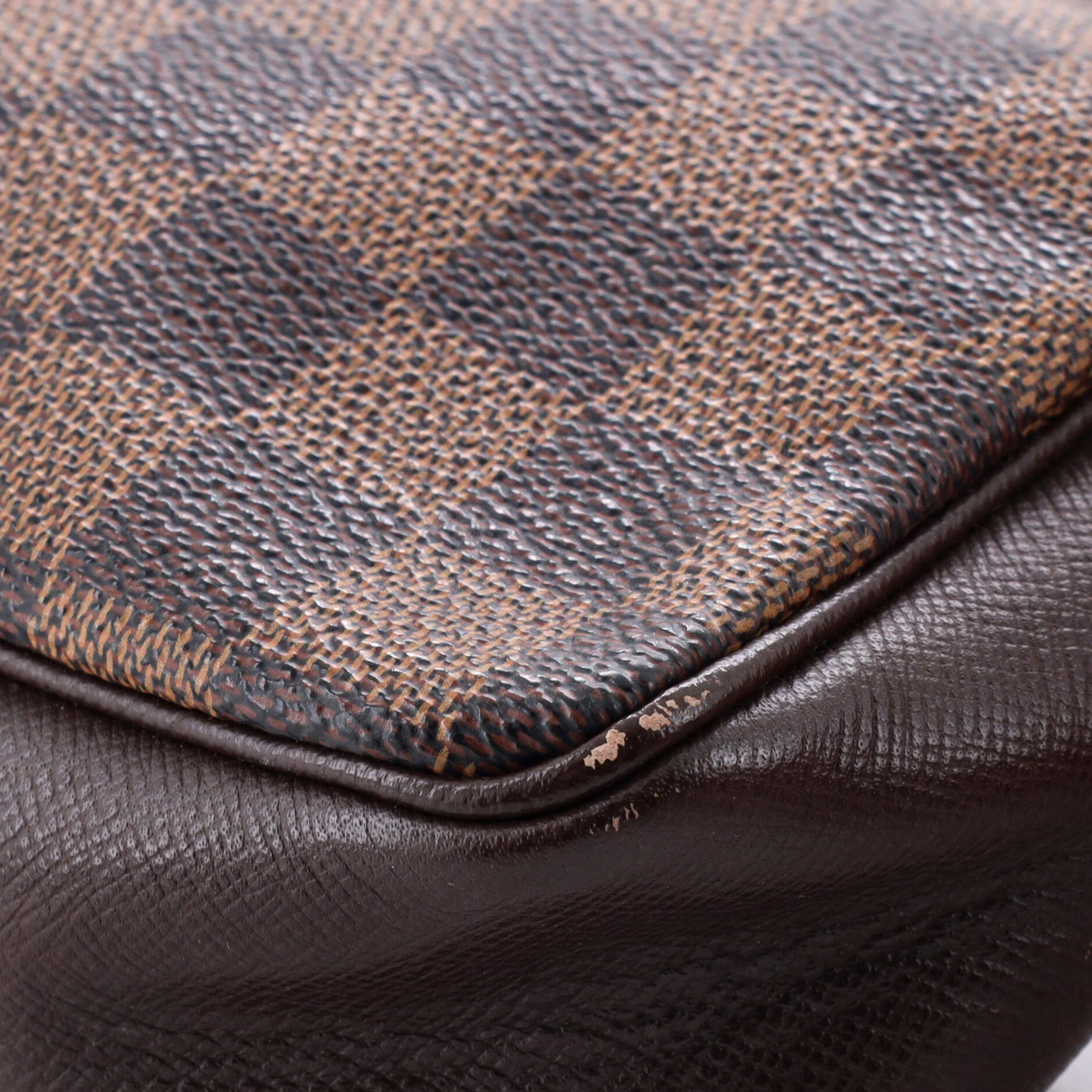 Trousse Make Up Bag Damier - Image 6
