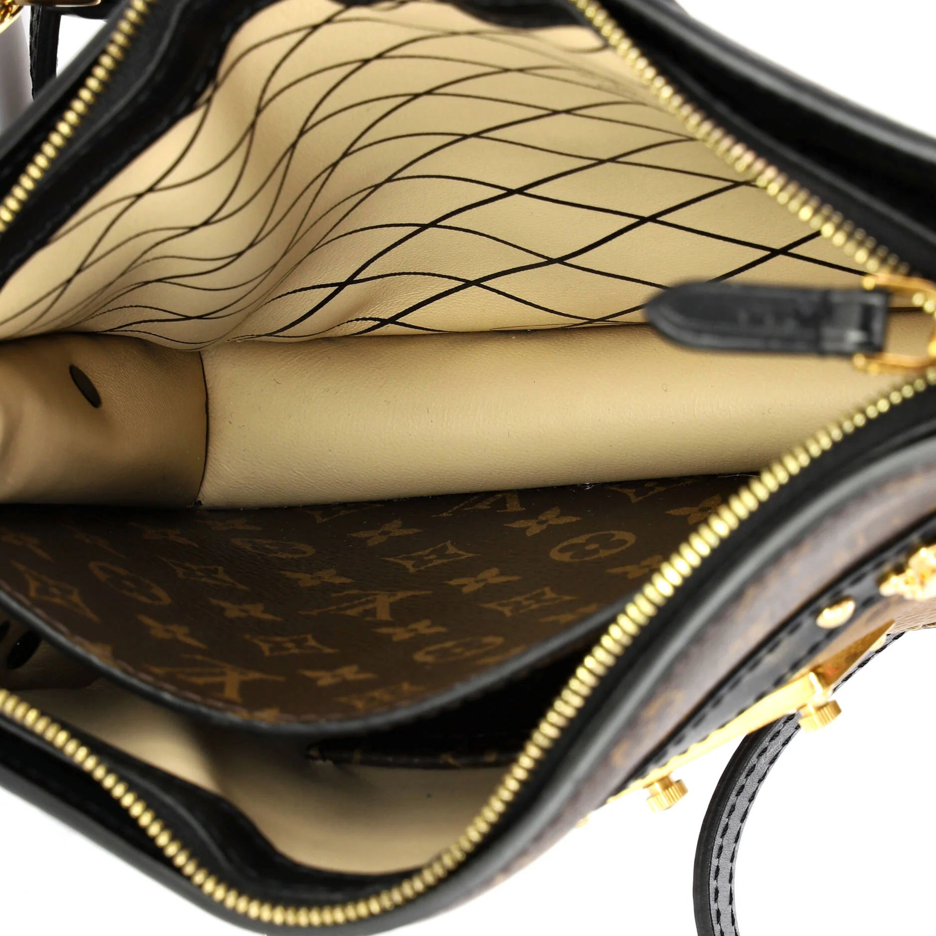 Trunk Clutch Reverse Monogram Canvas - Image 5