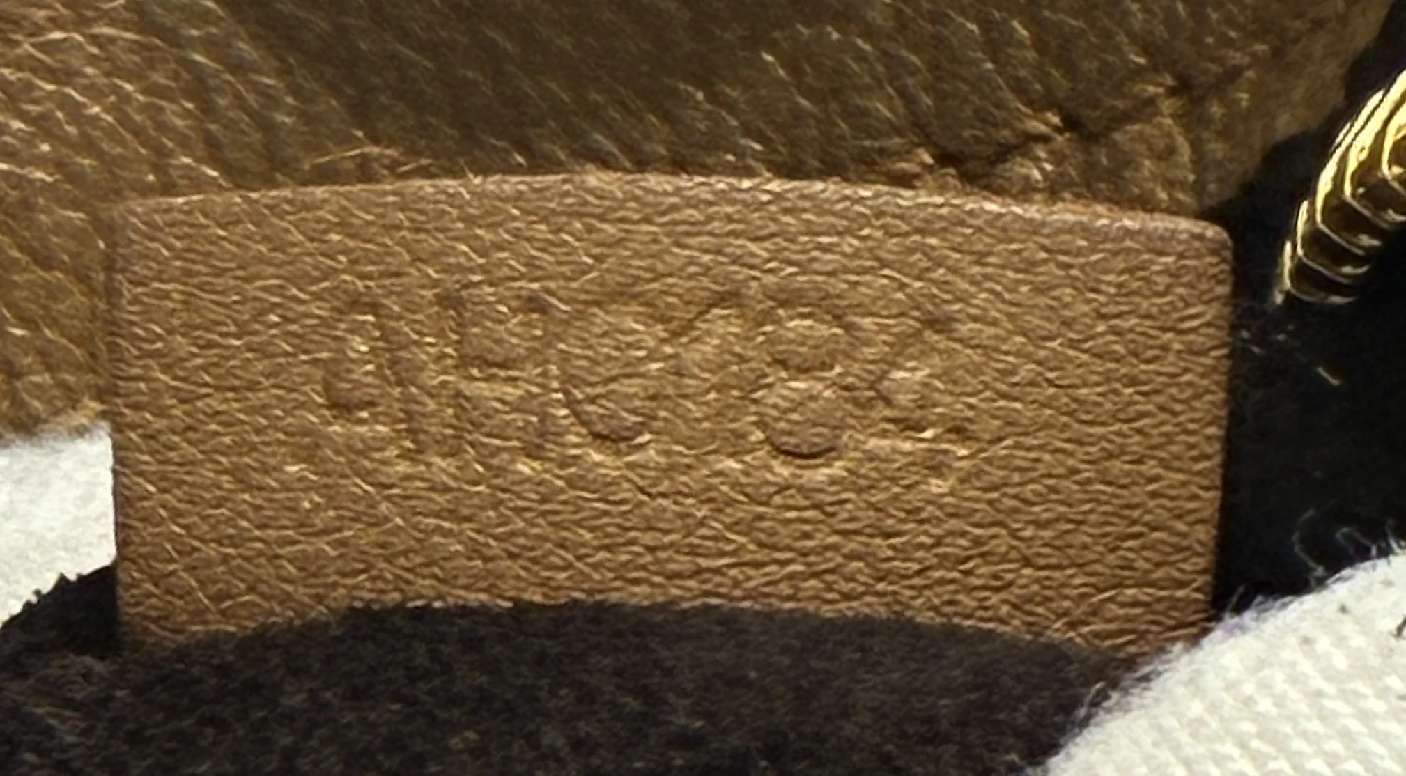 Voyage Bagatelle Hobo Leather - Image 8