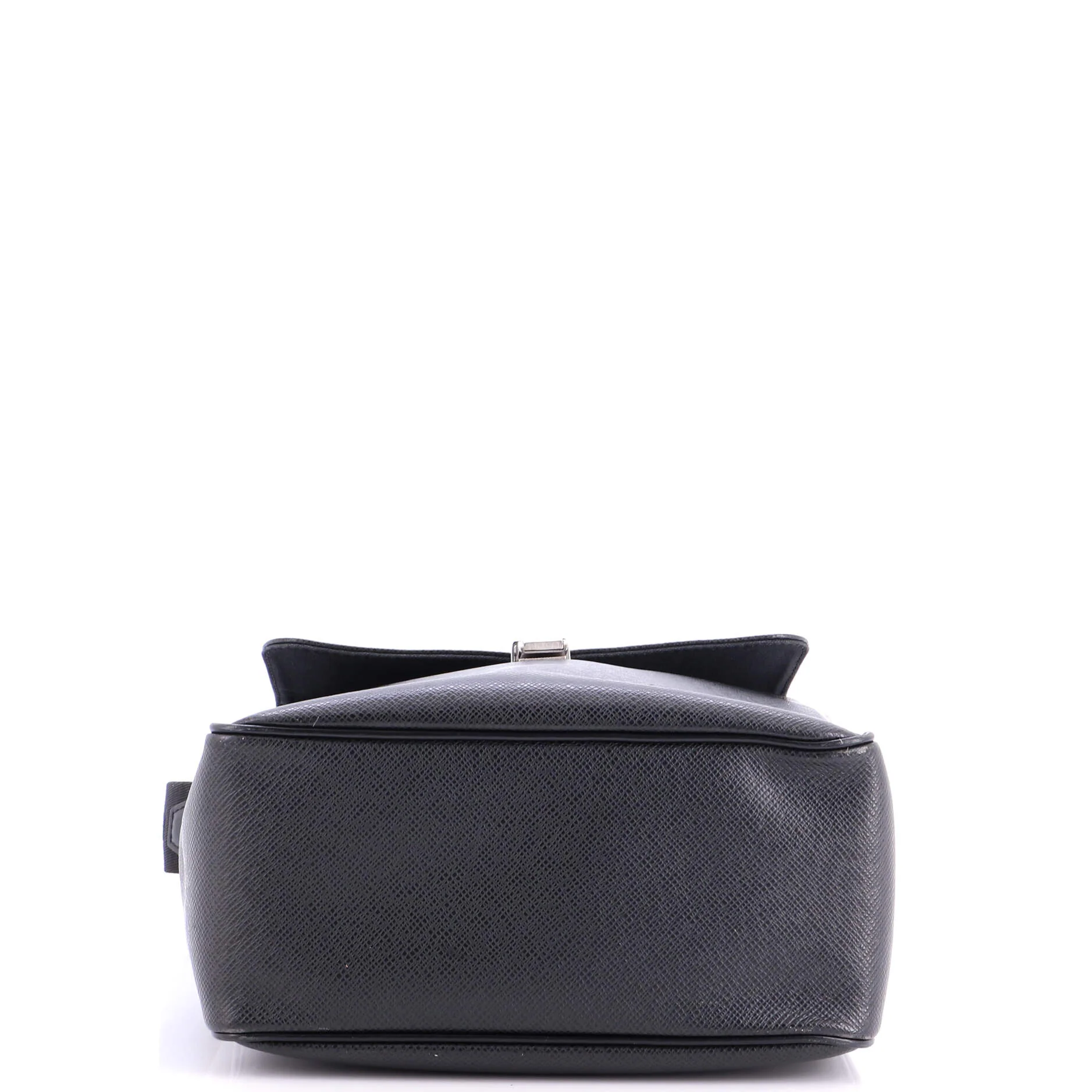 Yaranga Messenger Bag Taiga Leather Medium - Image 4