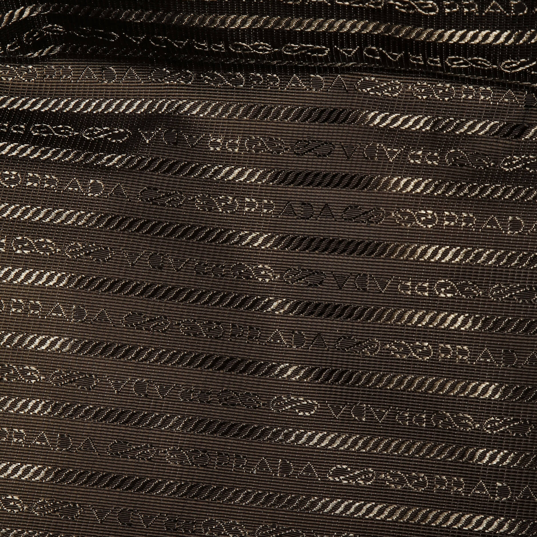 Re-Edition 1978 Pocket Tote Re-Nylon with Saffiano Leather Medium - Image 5