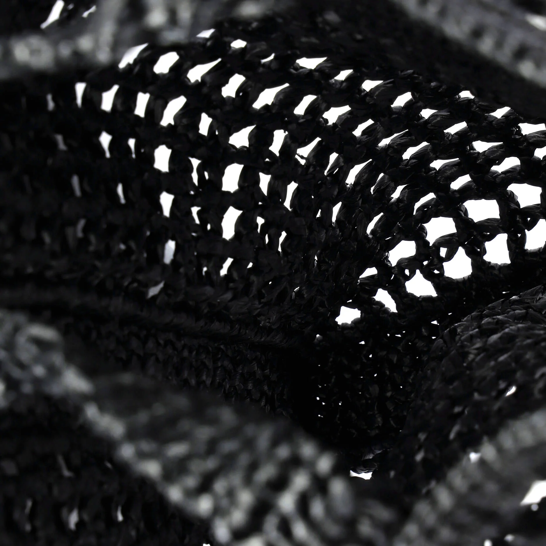 Triangle Logo Open Tote Raffia - Image 5