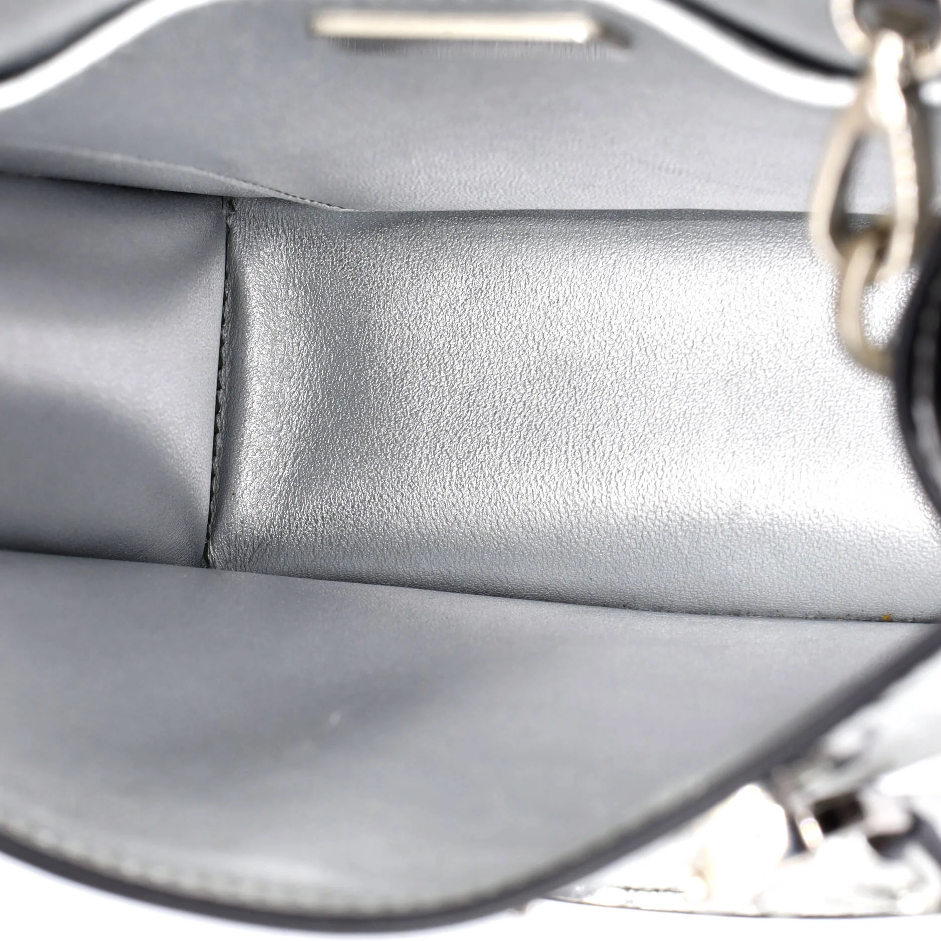Triangle Tote Spazzolato Leather Mini - Image 5