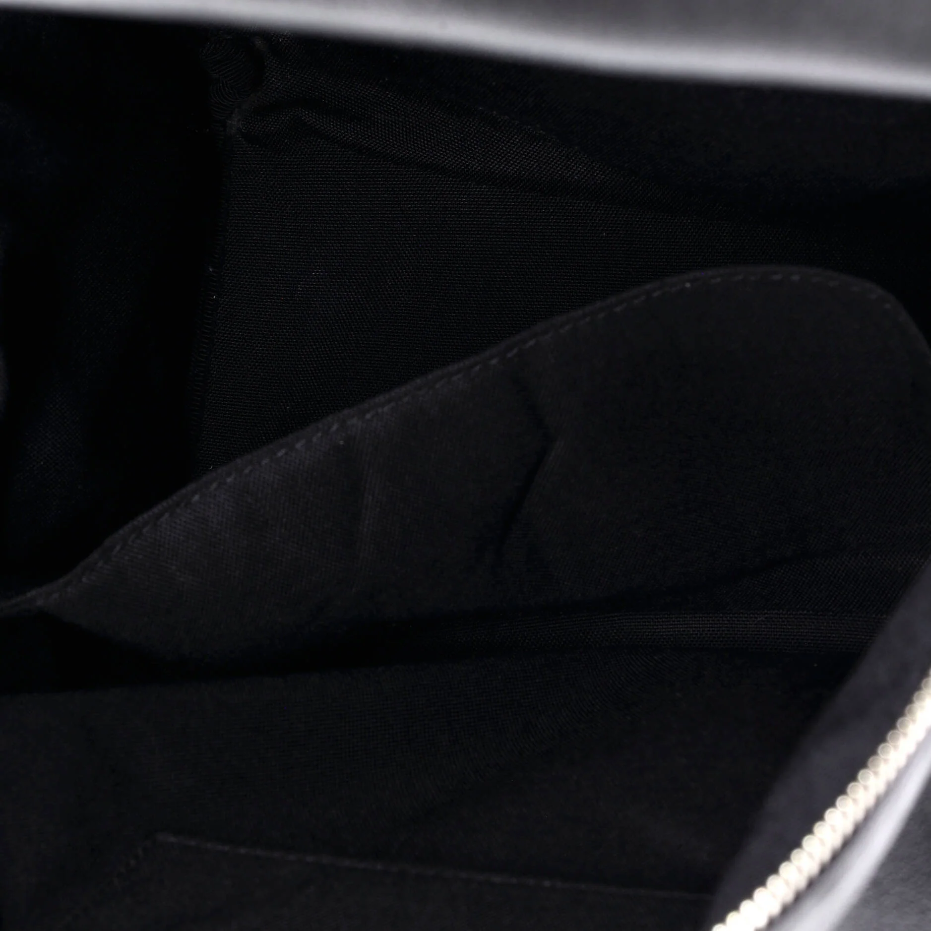 City Backpack Leather Medium - Image 5