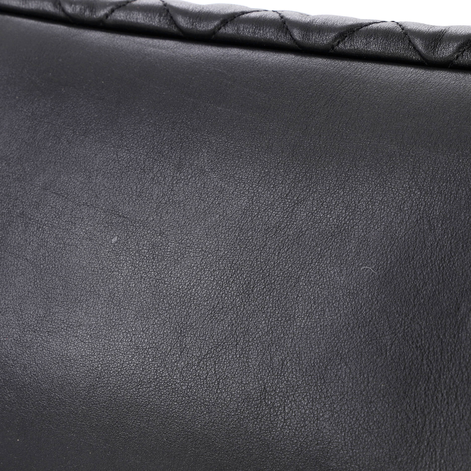 ES Giant Travel Bag Quilted Leather - Image 6
