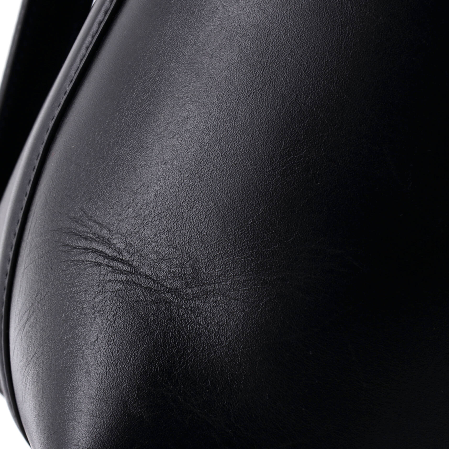 Le 37 Bucket Bag Leather - Image 6