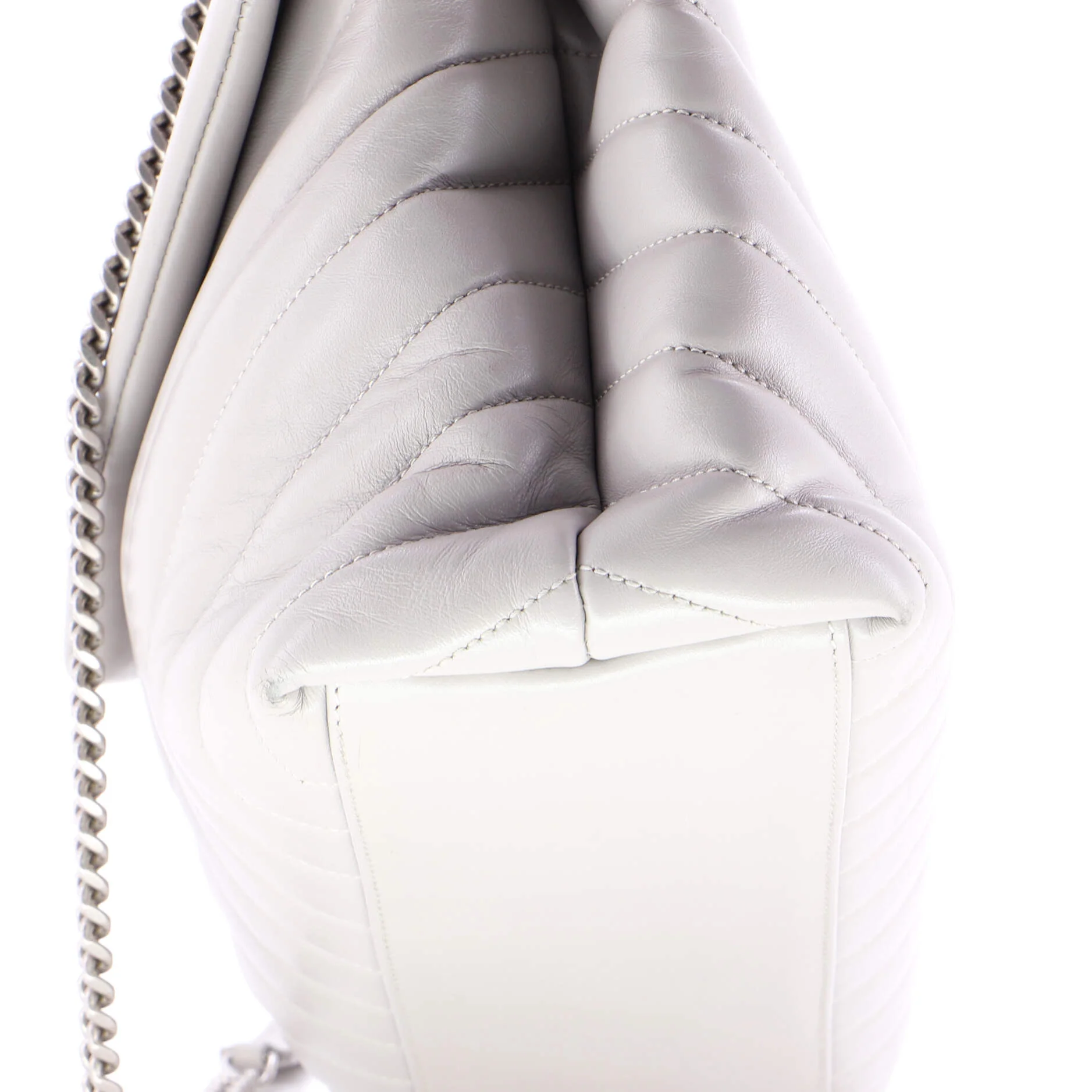 Loulou Shoulder Bag Matelasse Chevron Leather Medium - Image 6