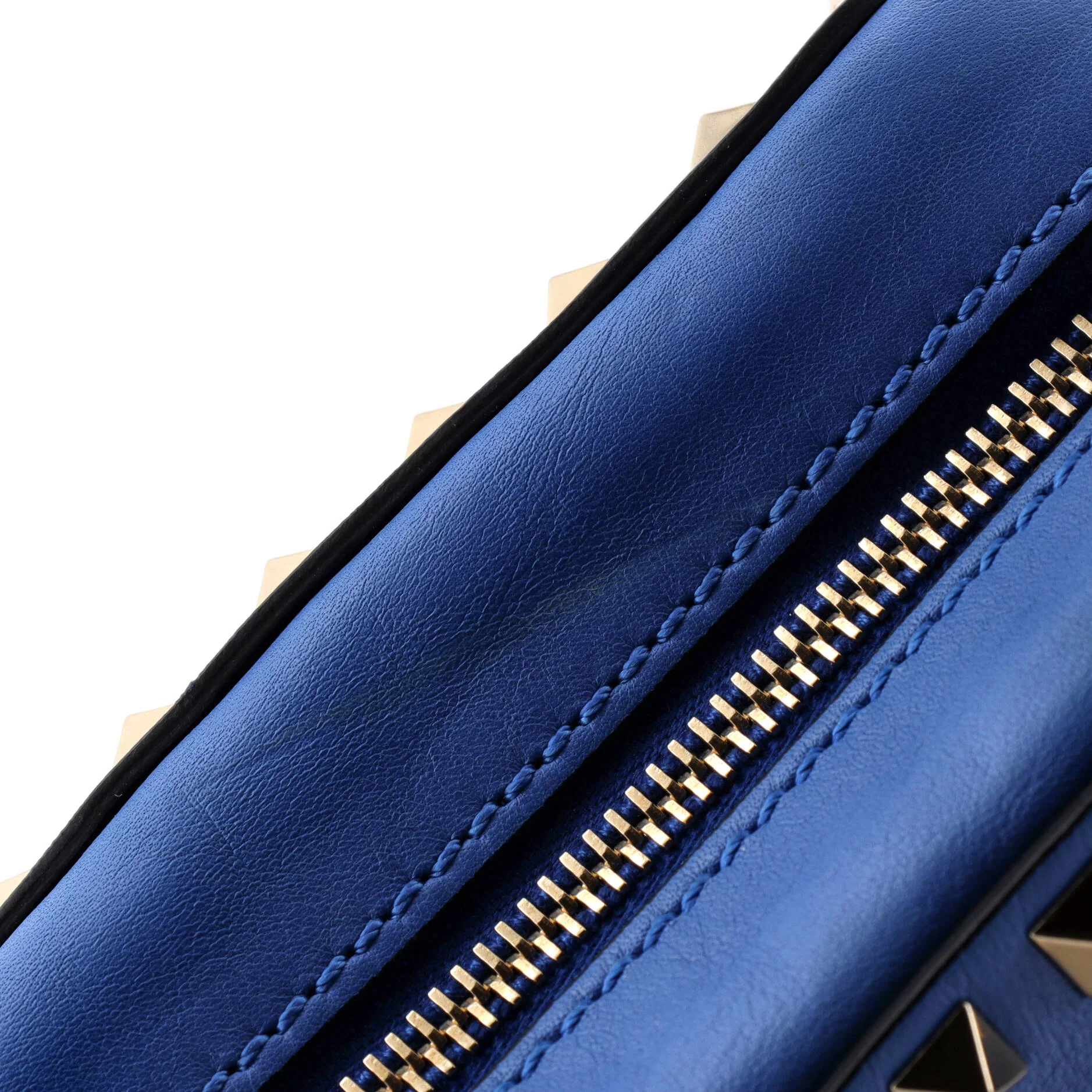 Rockstud Camera Crossbody Bag Leather - Image 6