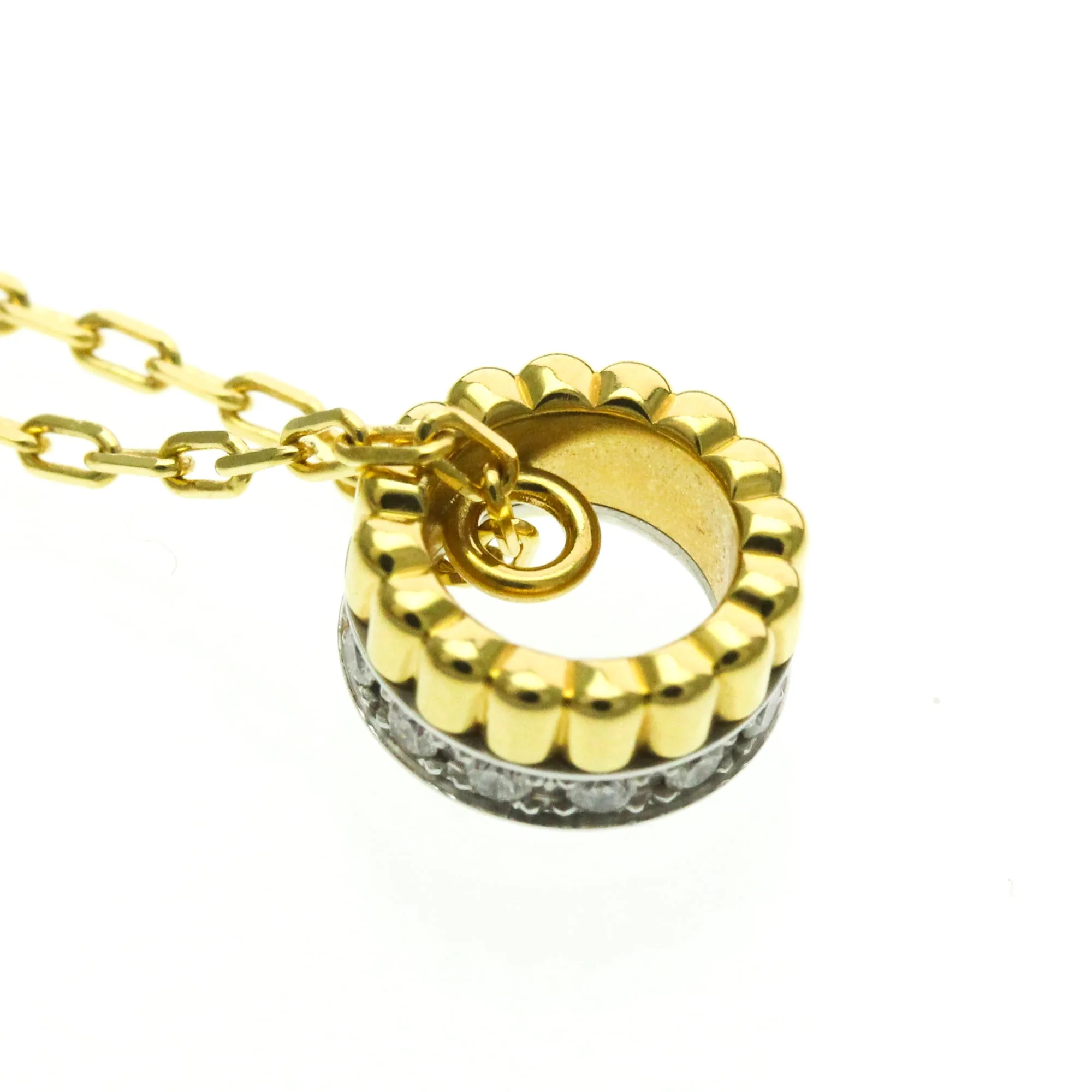 Quatre Radiant Pendant Necklace 18K White Gold and 18K Yellow Gold with Diamond - Image 6