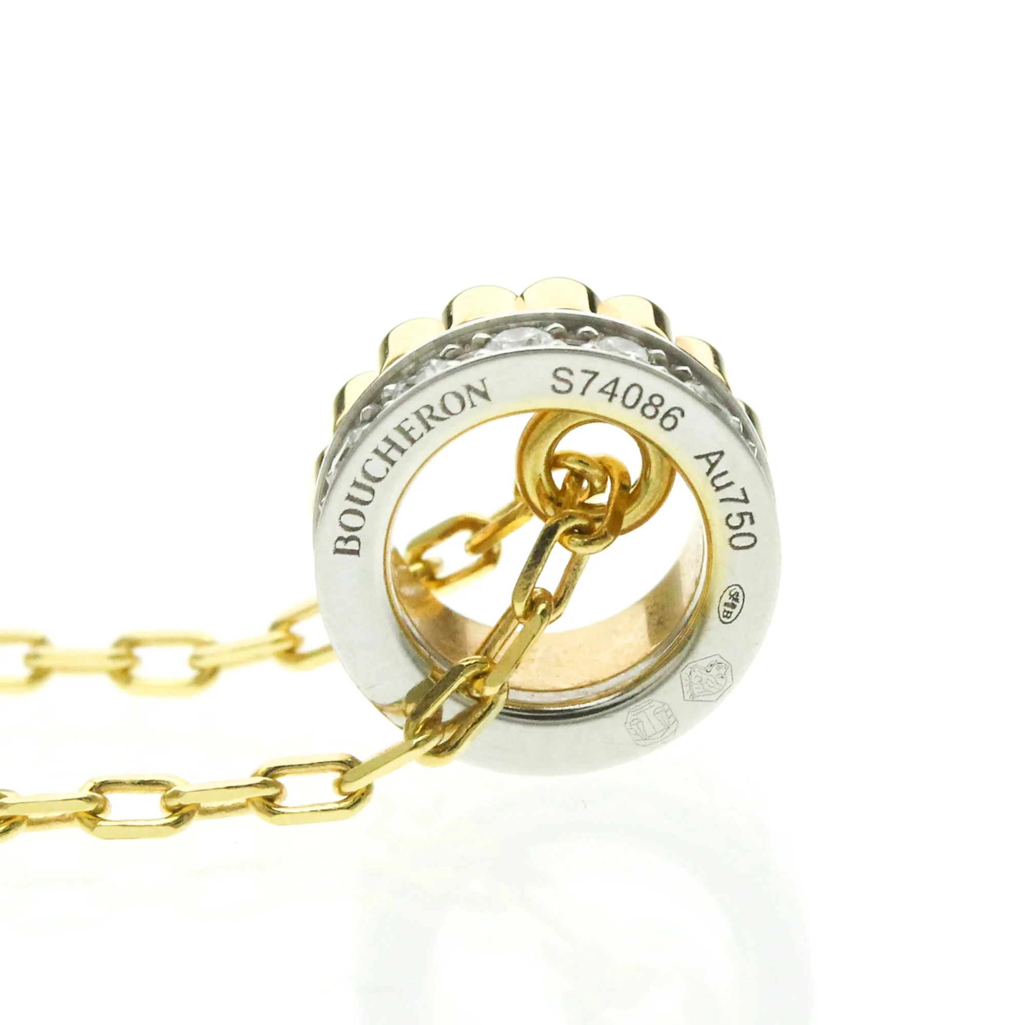 Quatre Radiant Pendant Necklace 18K White Gold and 18K Yellow Gold with Diamond - Image 7