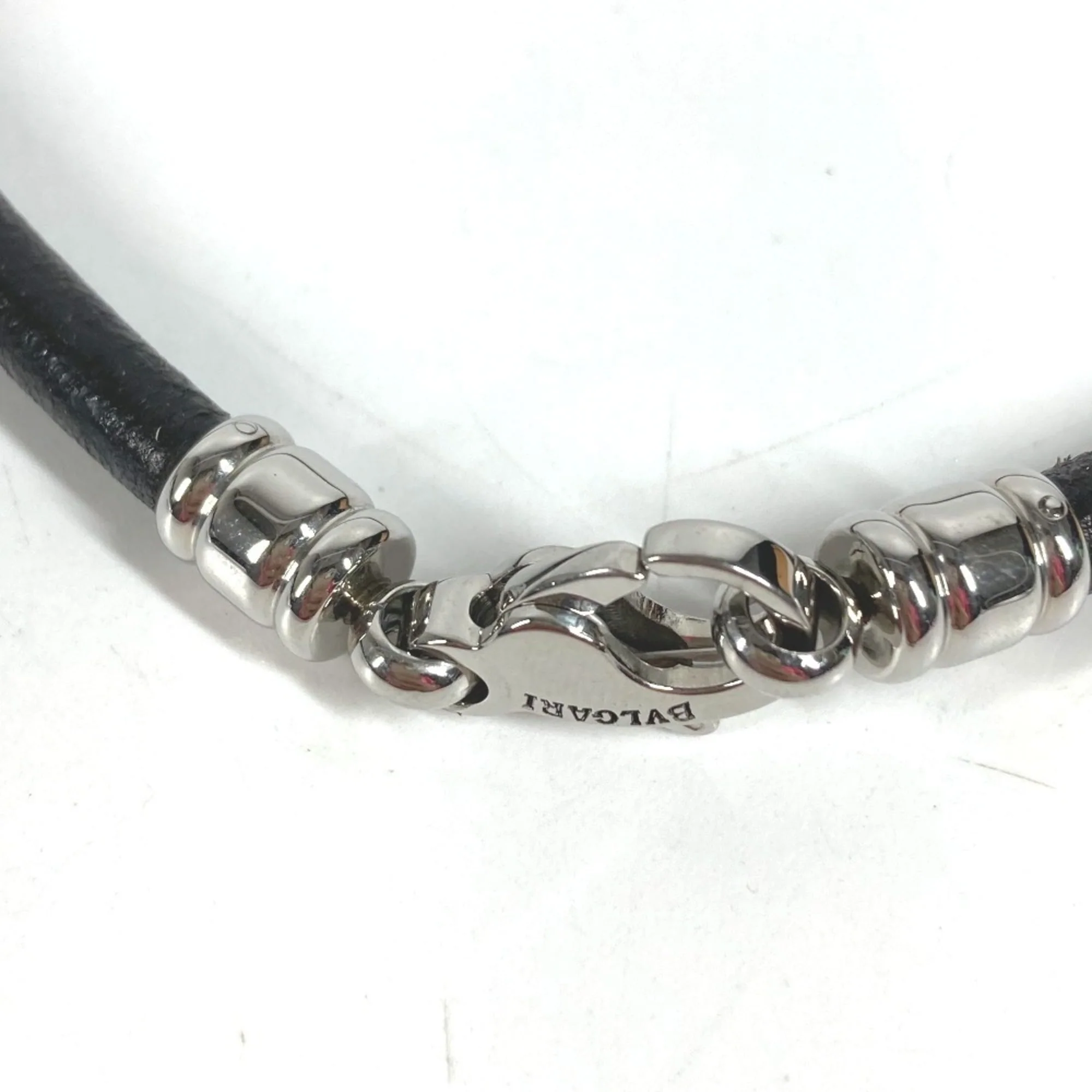 Choker Necklace Leather Black and Silver - Image 2