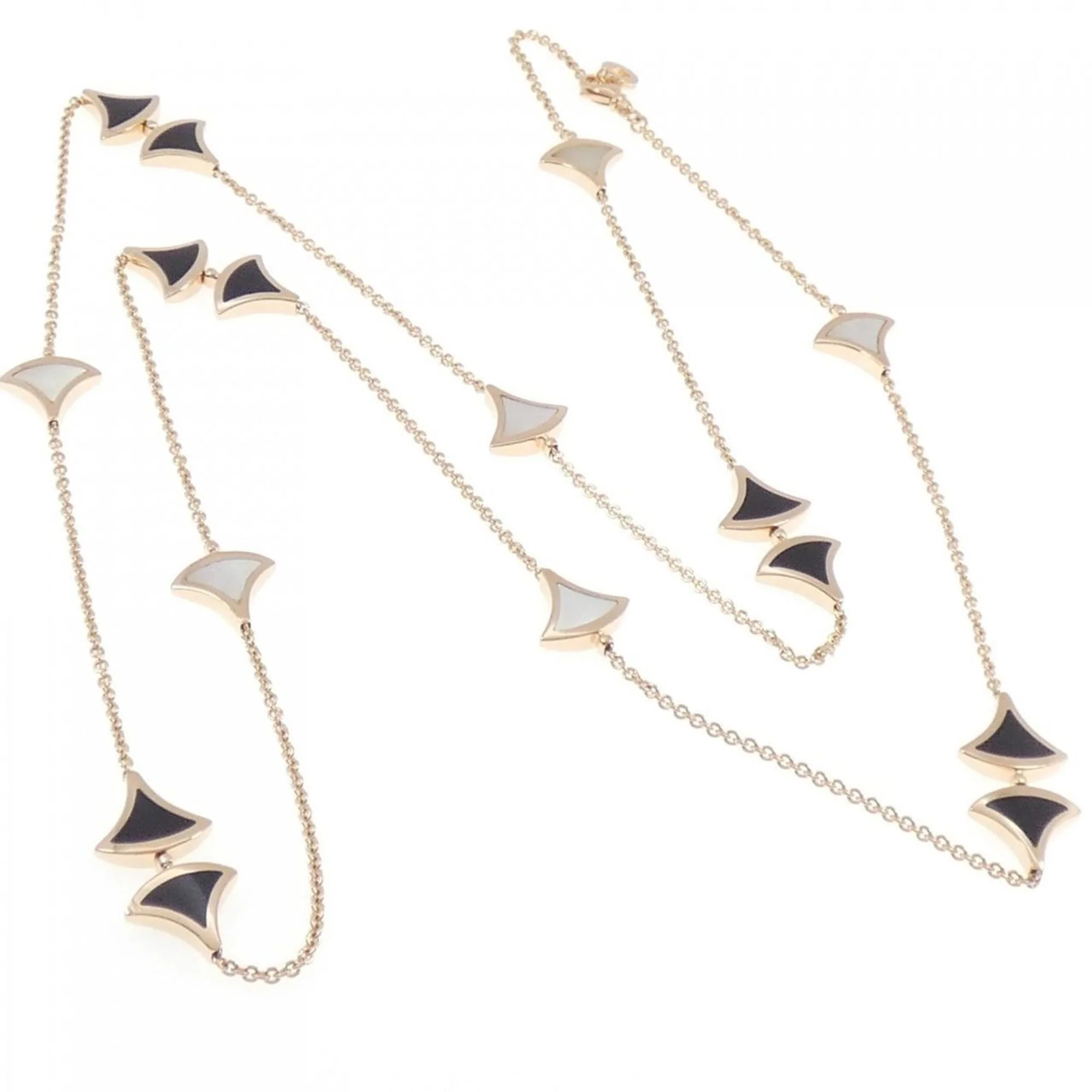 Diva's Dream Pendant Necklace 18K Rose Gold with Mother of Pearl and Onyx - Image 6