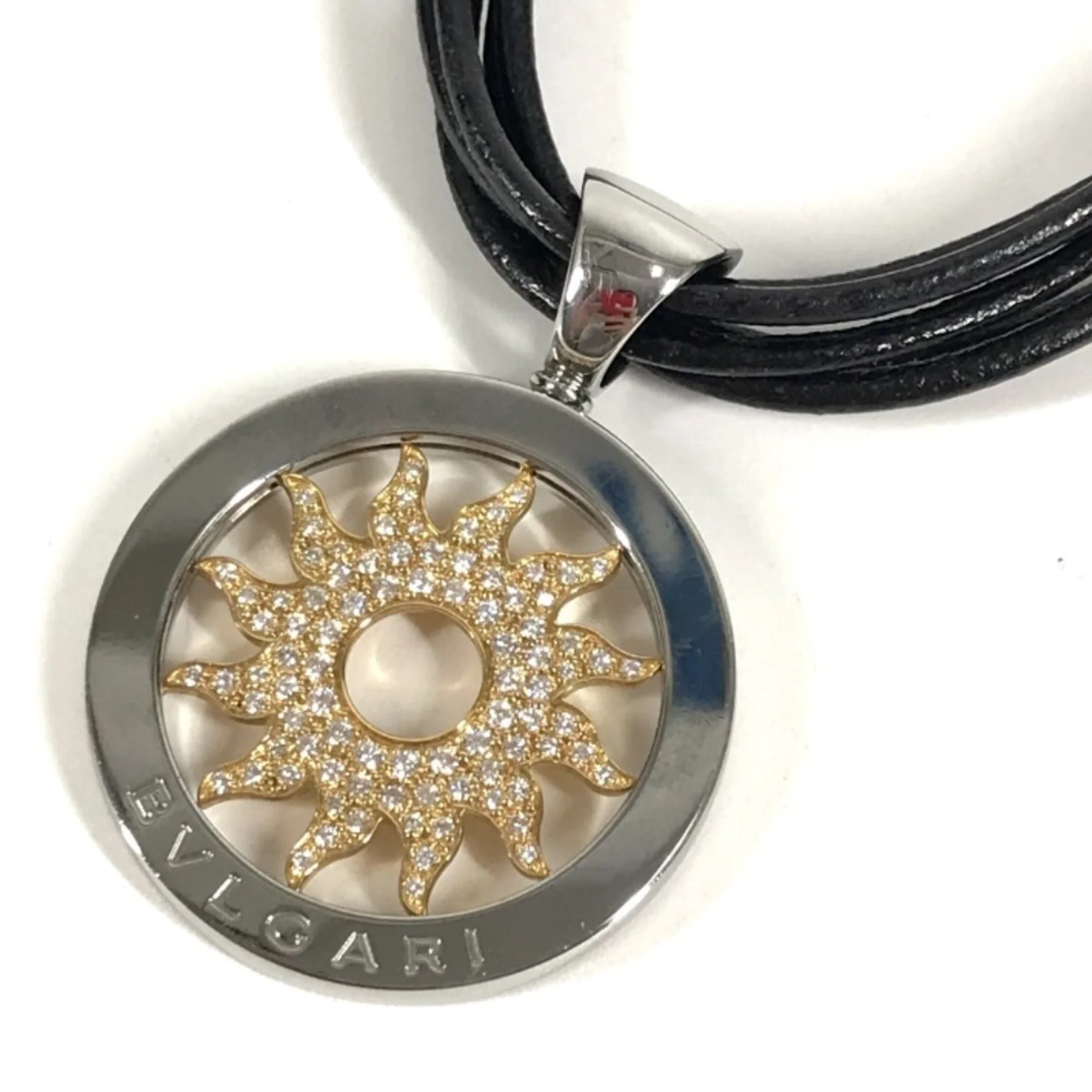 Necklace 18K Gold With Diamond