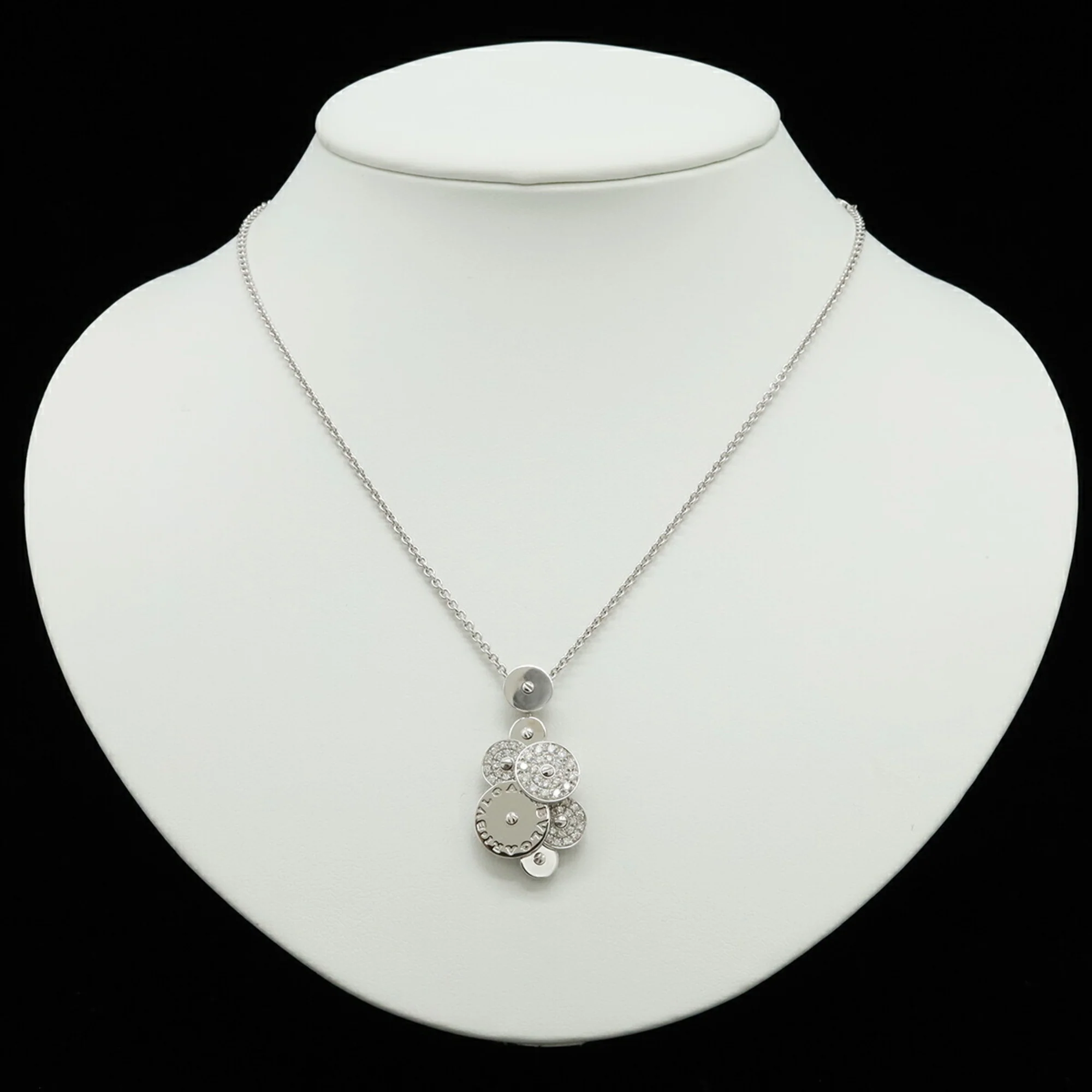 Pendant Necklace 18K White Gold with Diamond - Image 7